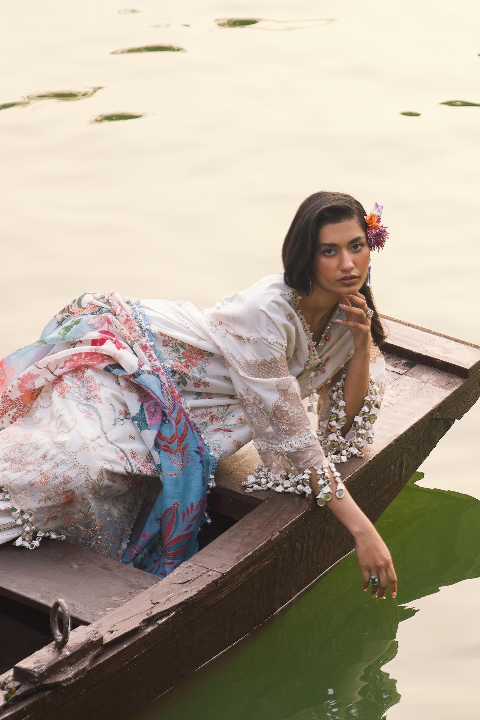 Sana Safinaz | Luxury Lawn 25 | 251-010B-3DI - House Of Hania