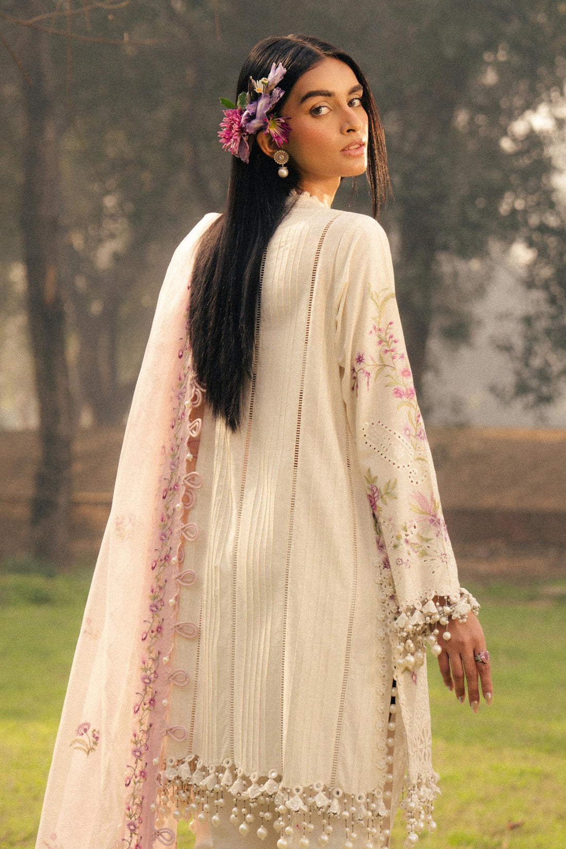 Sana Safinaz | Luxury Lawn 25 | L251-001A-3CT - House Of Hania