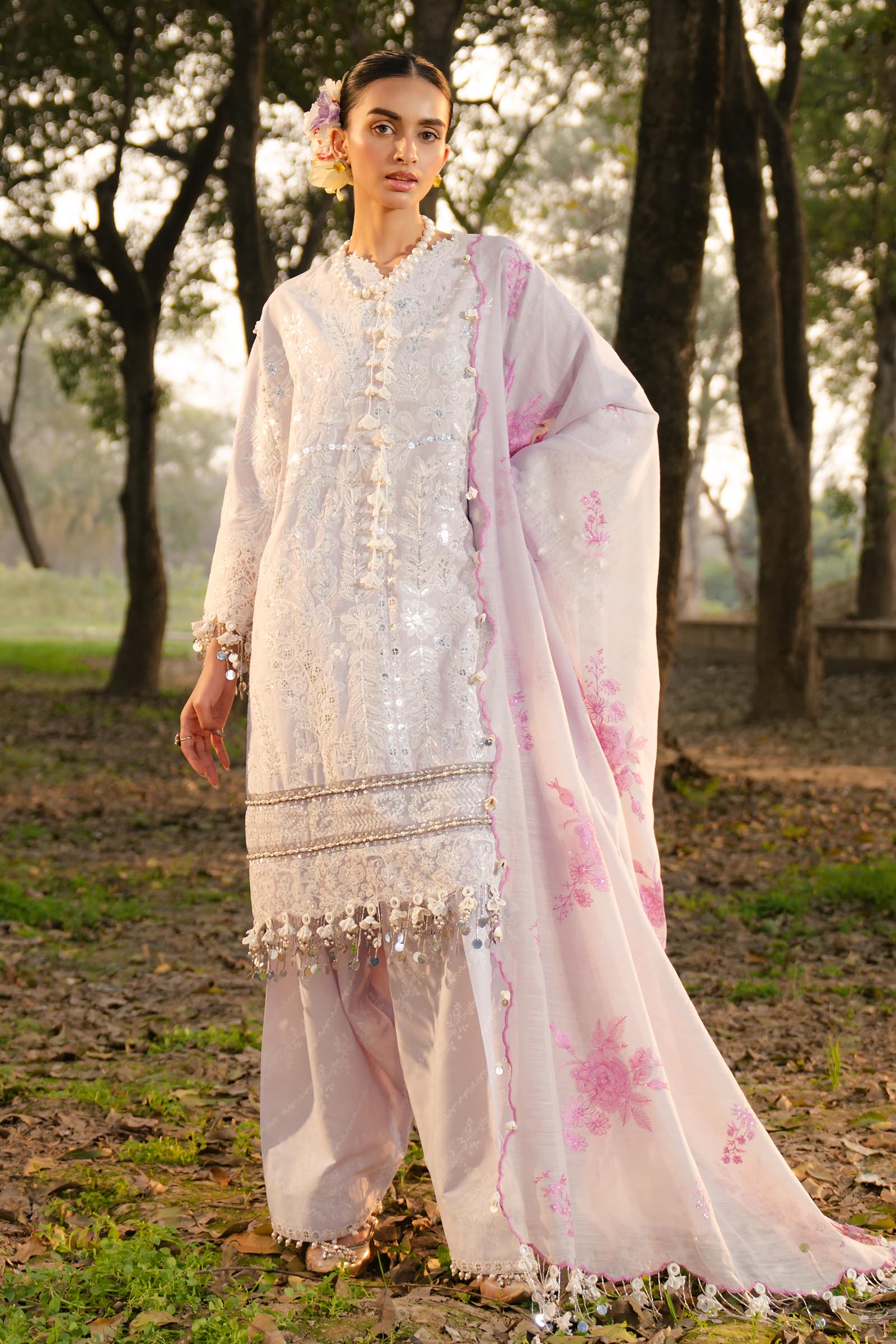 Sana Safinaz | Luxury Lawn 25 | L251-002B-3DI - House Of Hania