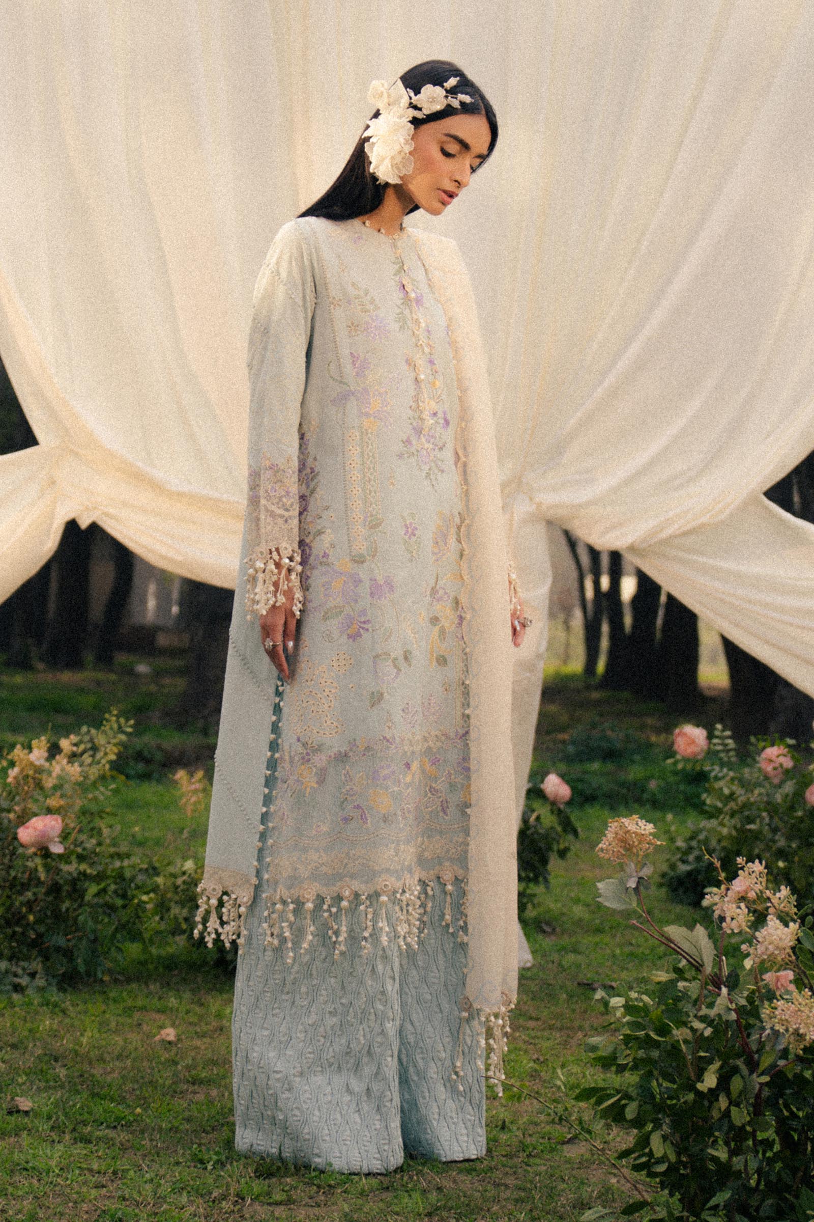 Sana Safinaz | Luxury Lawn 25 | L251-003B-3DI - House Of Hania
