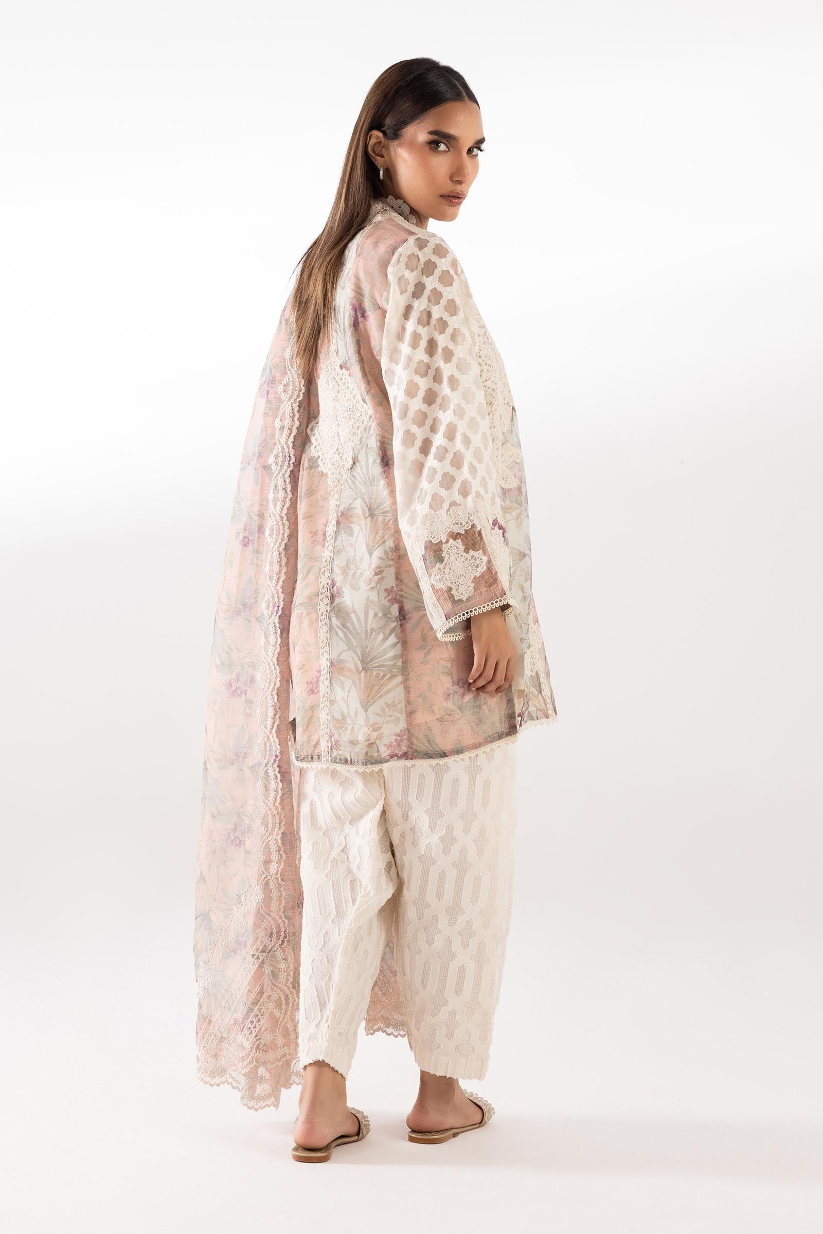 Sana Safinaz | Luxury Pret | Jacquard Suit SC26SGE394P3 - House Of Hania