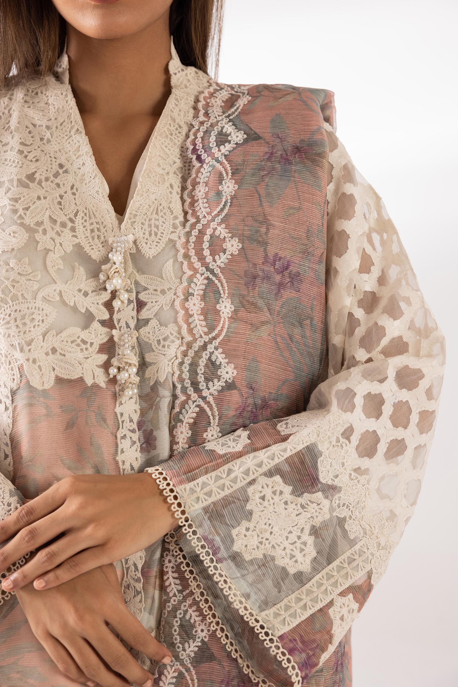 Sana Safinaz | Luxury Pret | Jacquard Suit SC26SGE394P3 - House Of Hania
