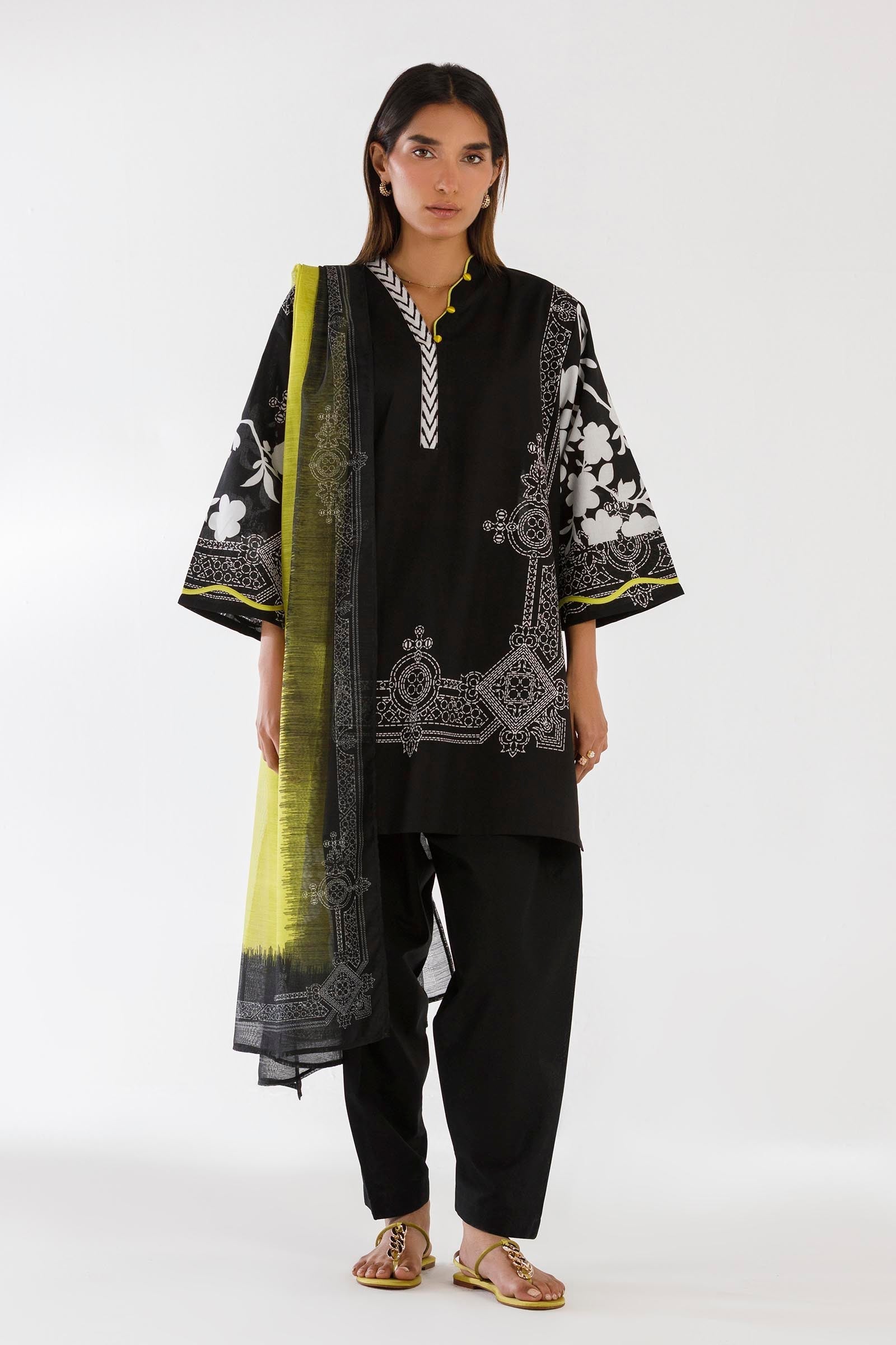 Sana Safinaz | Luxury Pret | Lawn Suit SS26MHY101AP3 - House Of Hania