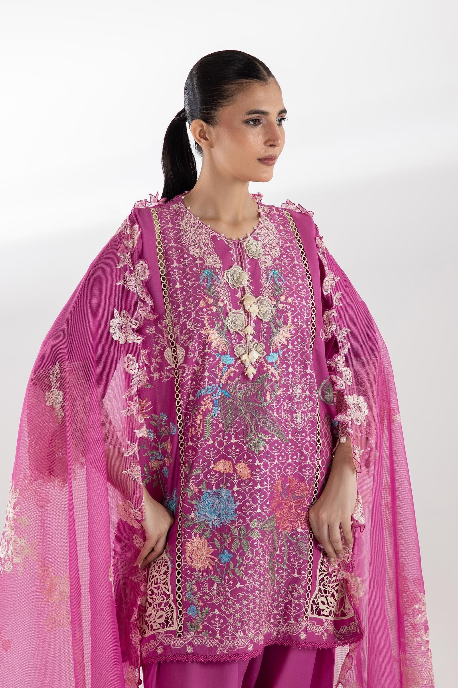 Sana Safinaz | Luxury Pret | Luxury Lawn Suit SC26LUX105AP3 - House Of Hania