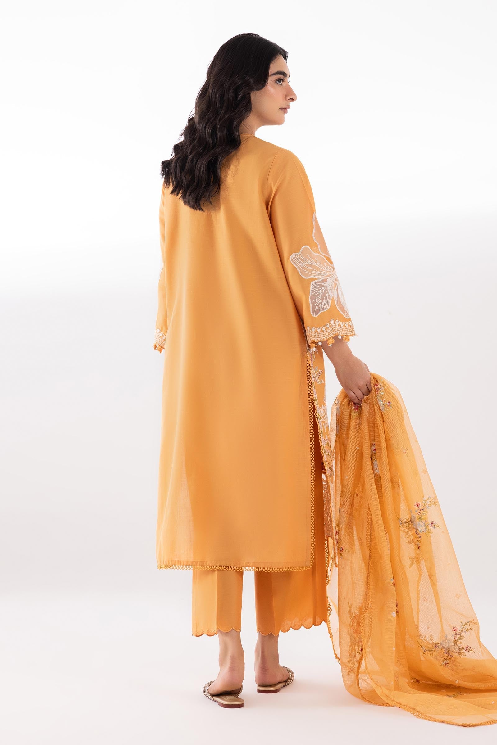 Sana Safinaz | Luxury Pret | Luxury Lawn Suit SC26LUX108BP3 - House Of Hania