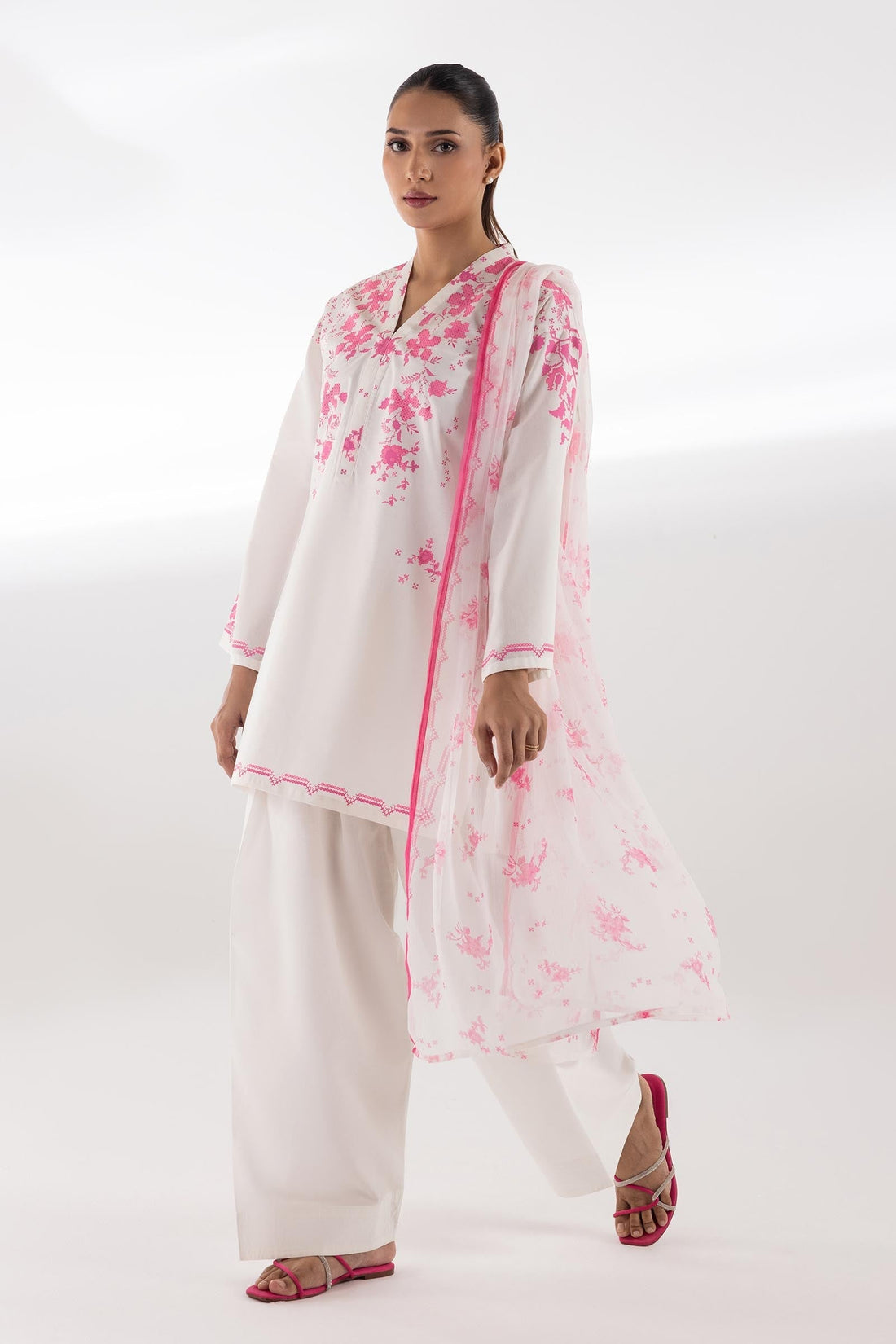 Sana Safinaz | Luxury Pret | Luxury Lawn Suit SC26MHY304AP3 - House Of Hania