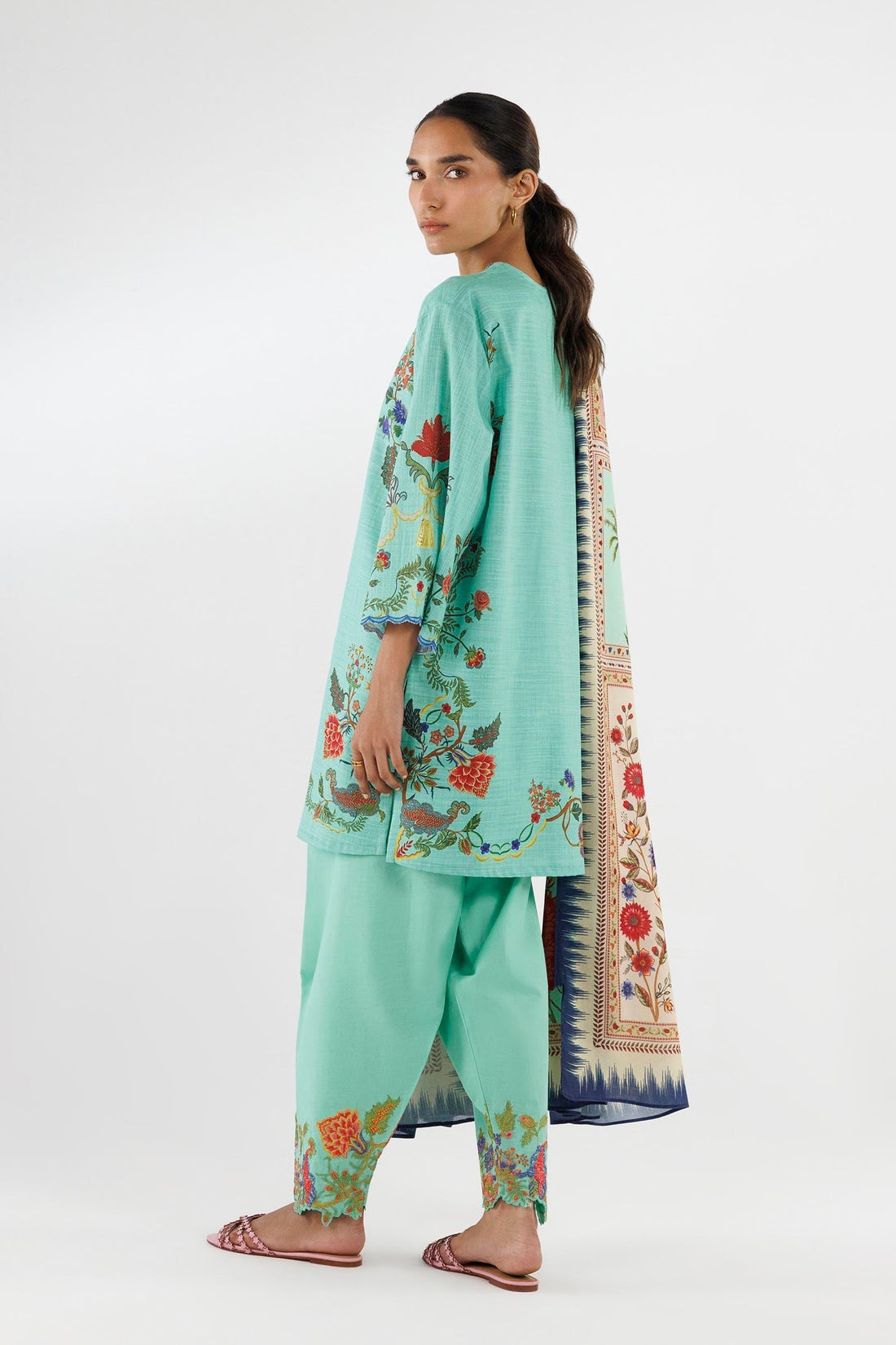 Sana Safinaz | Luxury Pret | Muzlin Khaddar Suit FW25MUZ004BP3 - House Of Hania