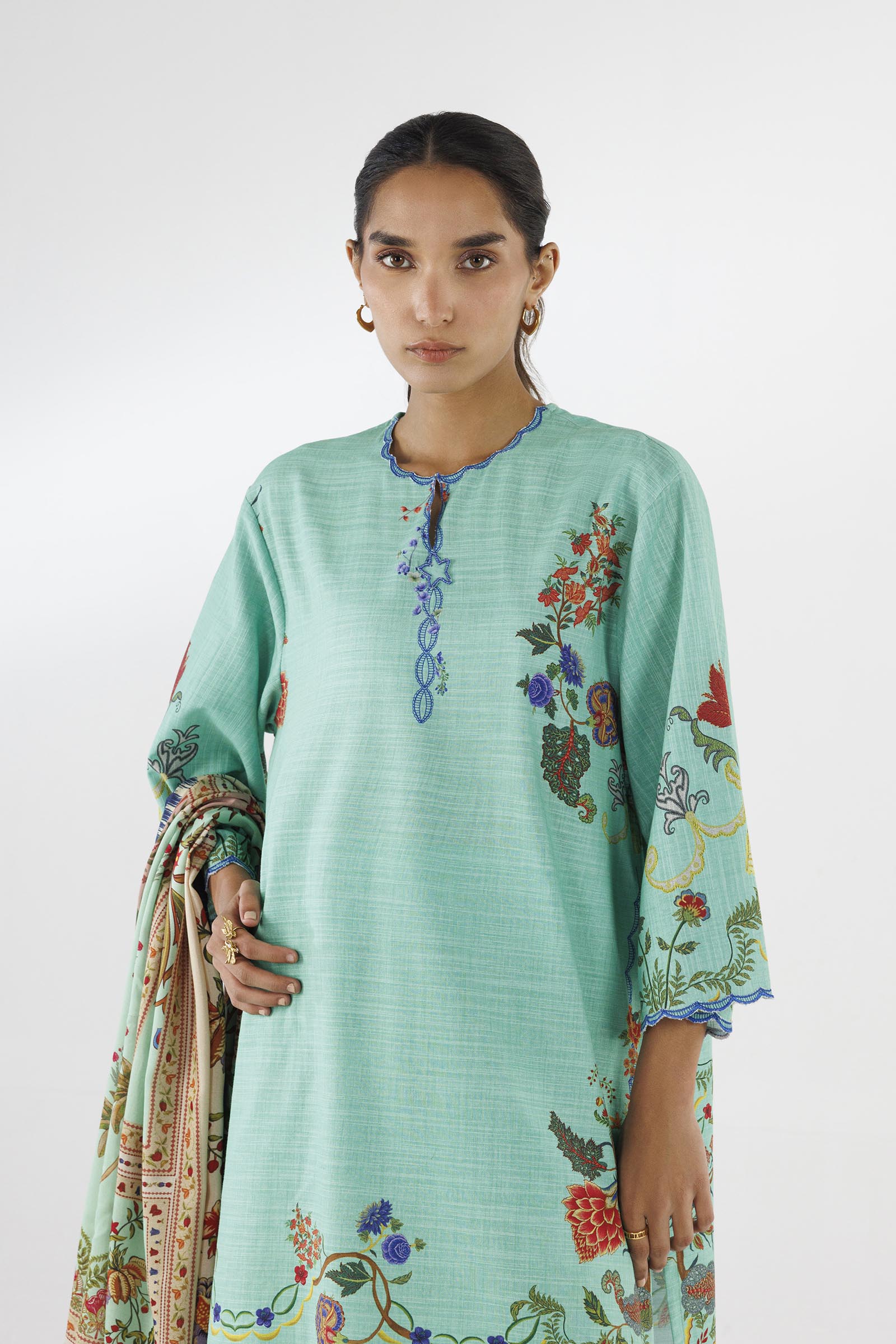 Sana Safinaz | Luxury Pret | Muzlin Khaddar Suit FW25MUZ004BP3 - House Of Hania