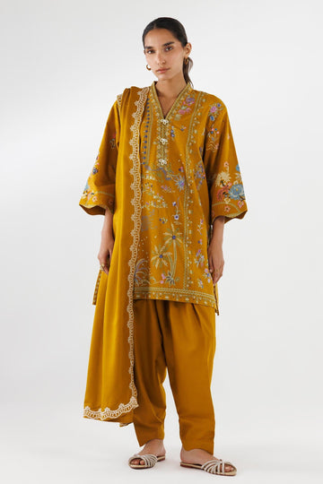 Sana Safinaz | Luxury Pret | Muzlin Khaddar Suit FW25MUZ007BP3 - House Of Hania