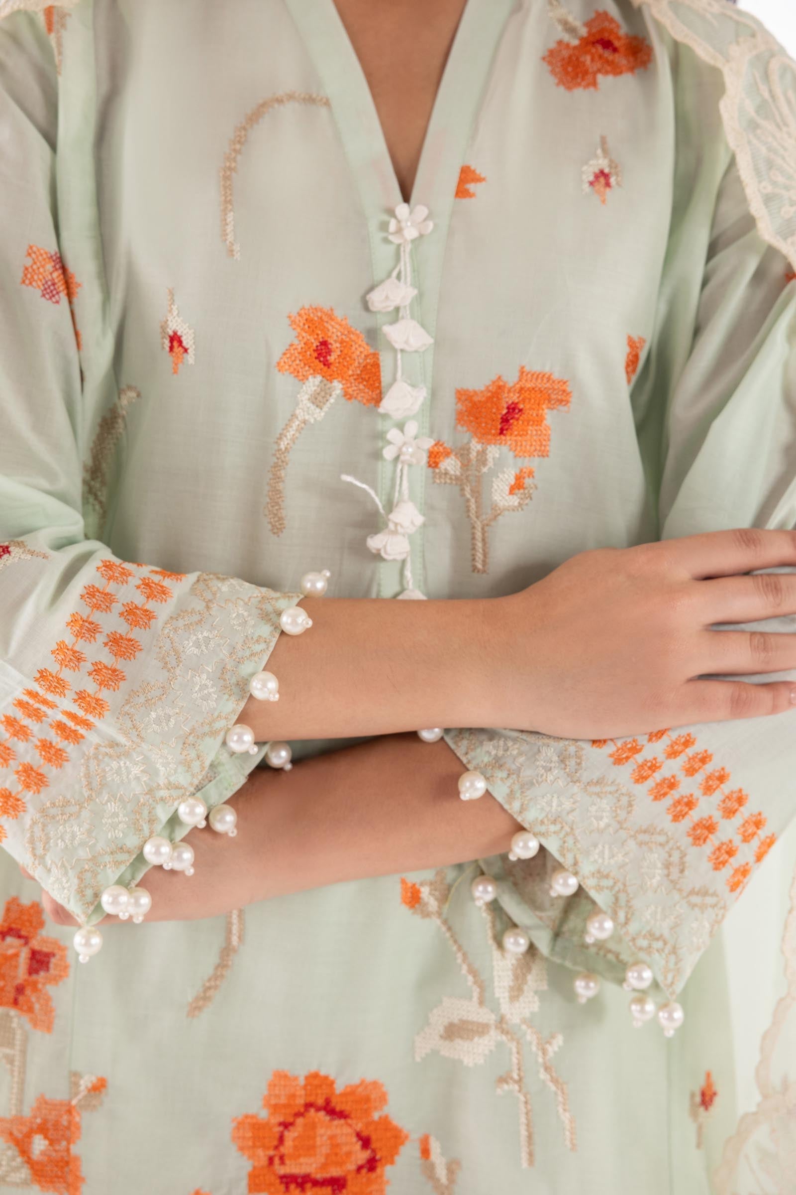 Sana Safinaz | Luxury Pret | Muzlin Lawn Suit SC26MUZ110AP3 - House Of Hania