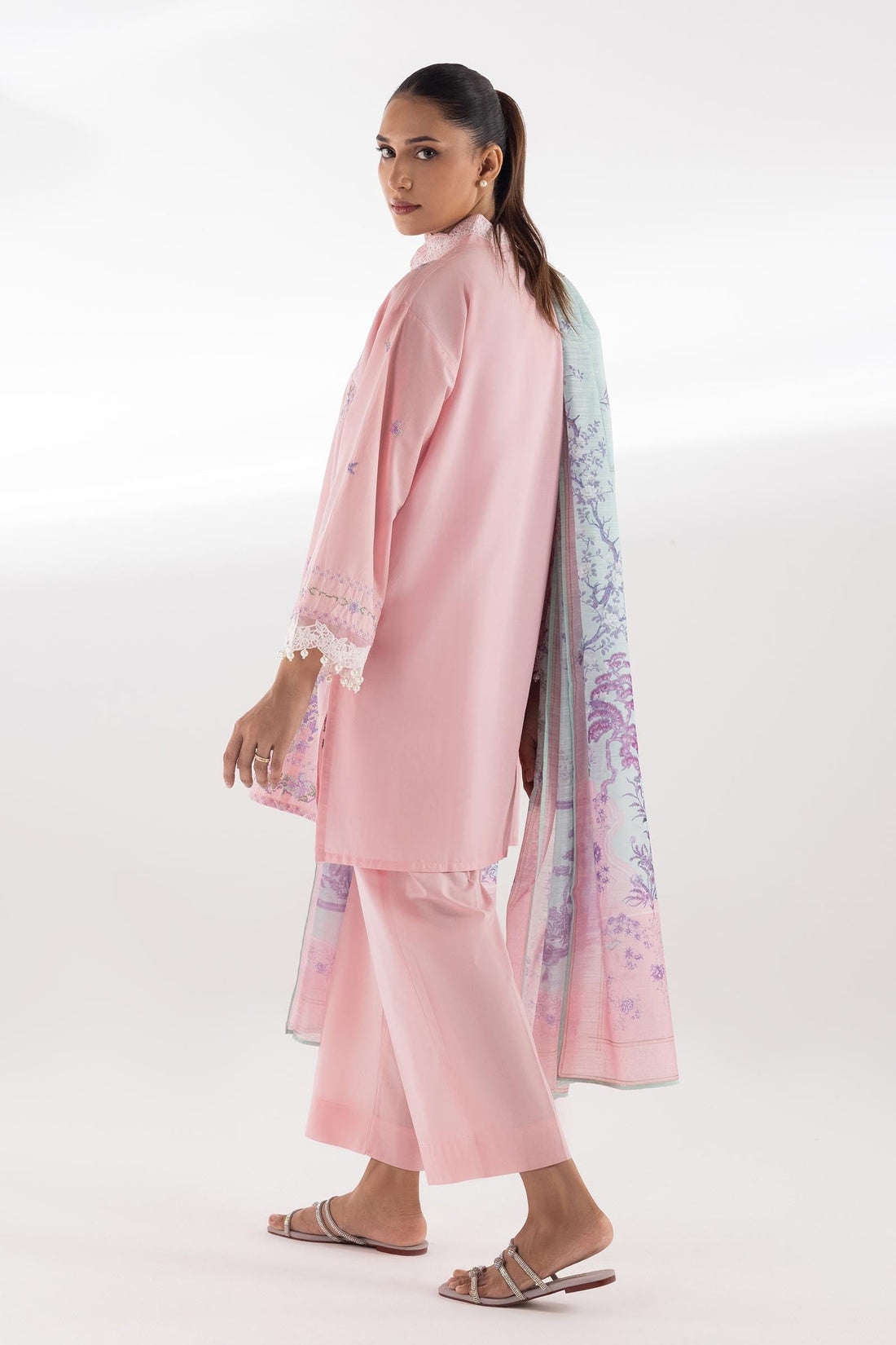 Sana Safinaz | Luxury Pret | Muzlin Lawn Suit SC26MUZ112BP3 - House Of Hania