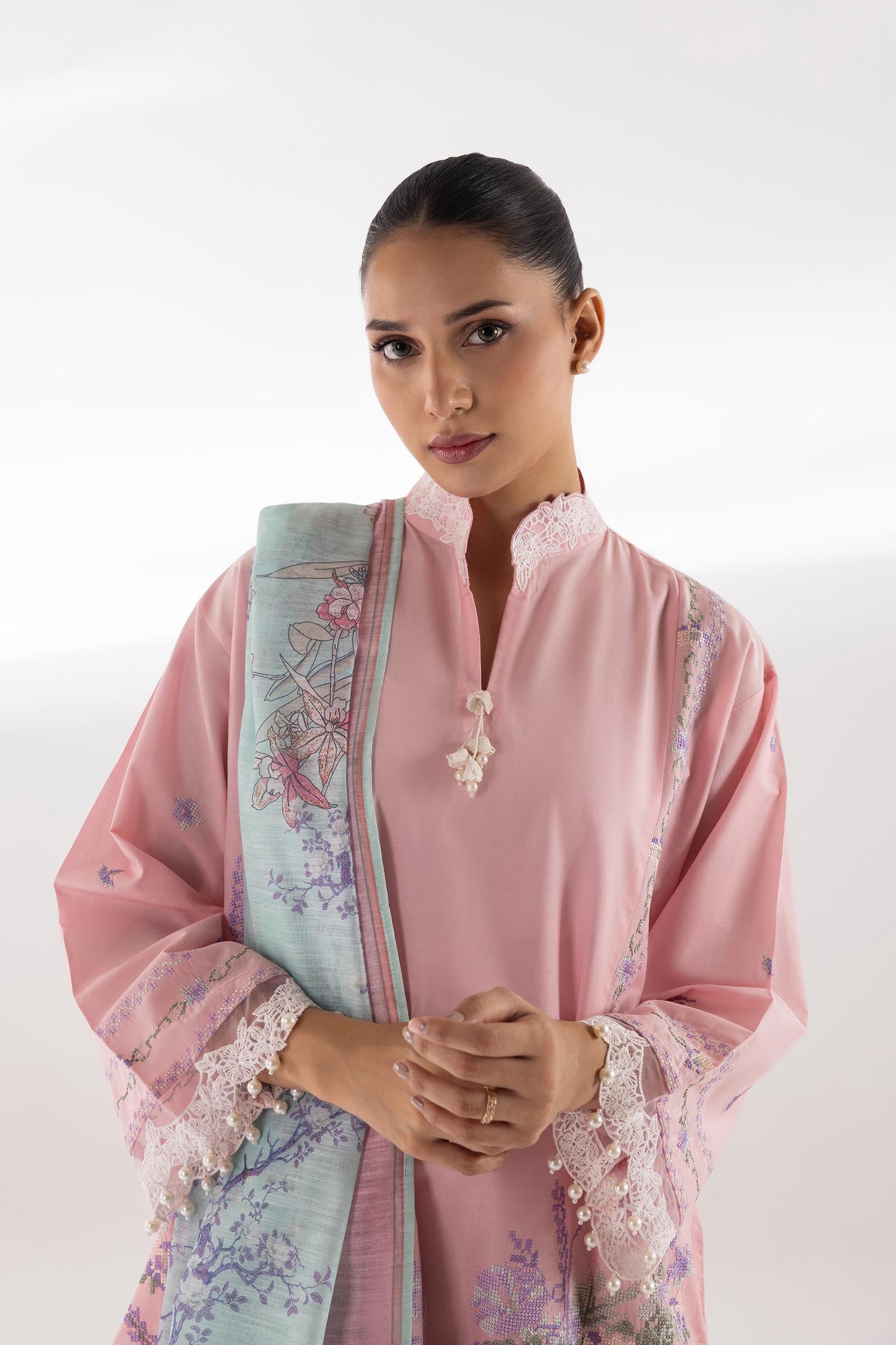 Sana Safinaz | Luxury Pret | Muzlin Lawn Suit SC26MUZ112BP3 - House Of Hania