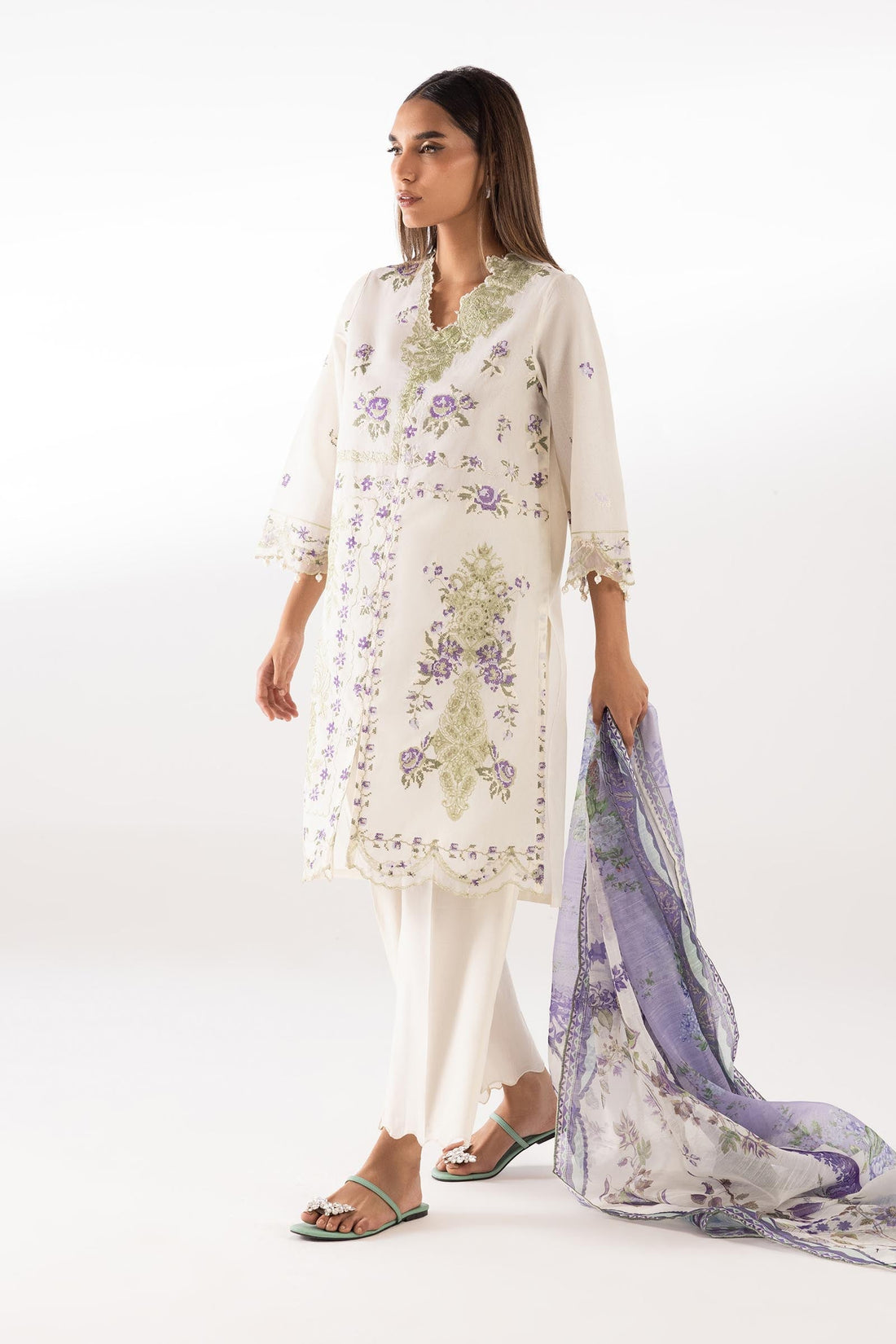 Sana Safinaz | Luxury Pret | Muzlin Lawn Suit SC26MUZ211AP3 - House Of Hania