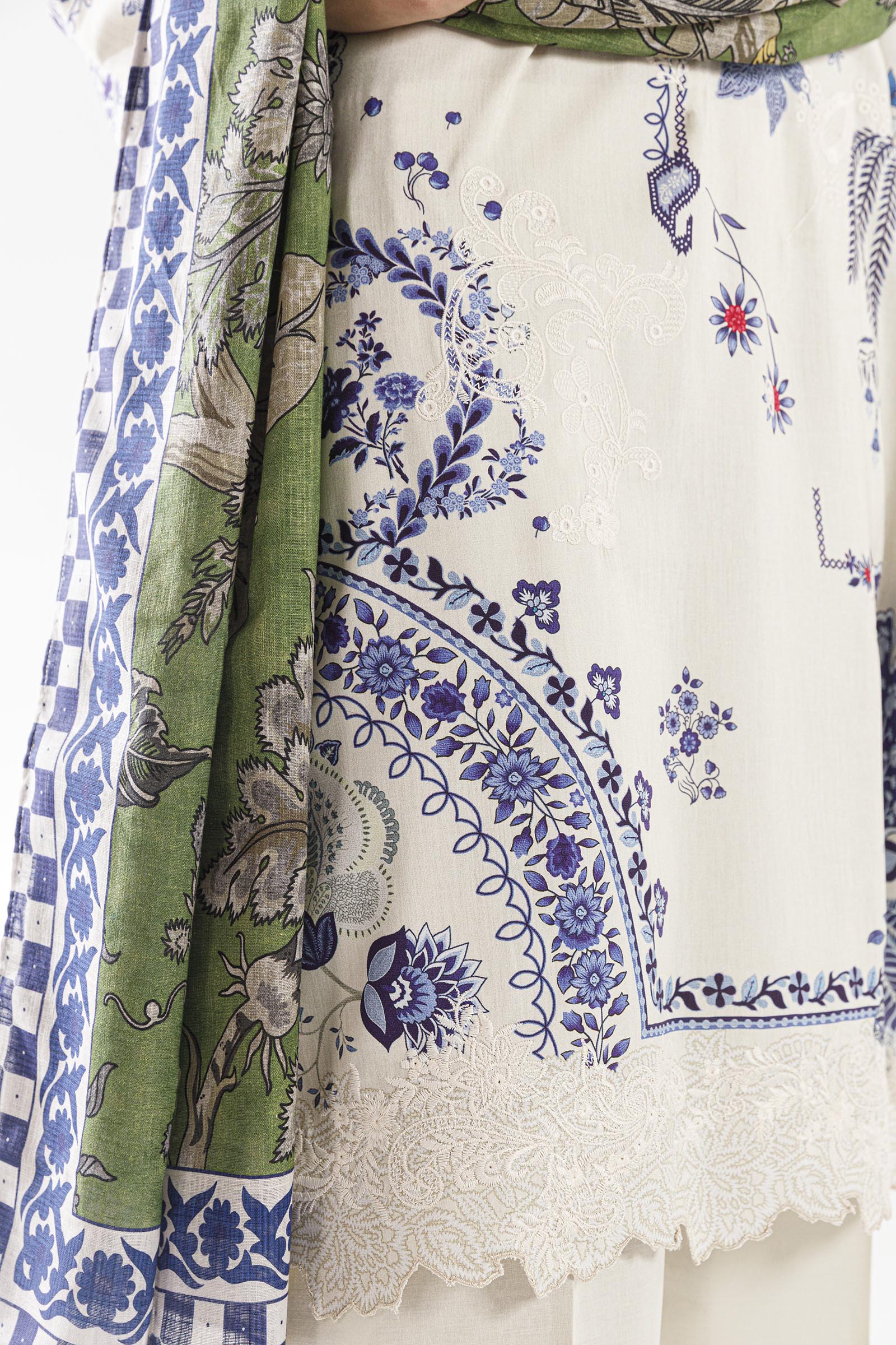 Sana Safinaz | Luxury Pret | Muzlin Linen Suit FW25MUZ020BP3 - House Of Hania