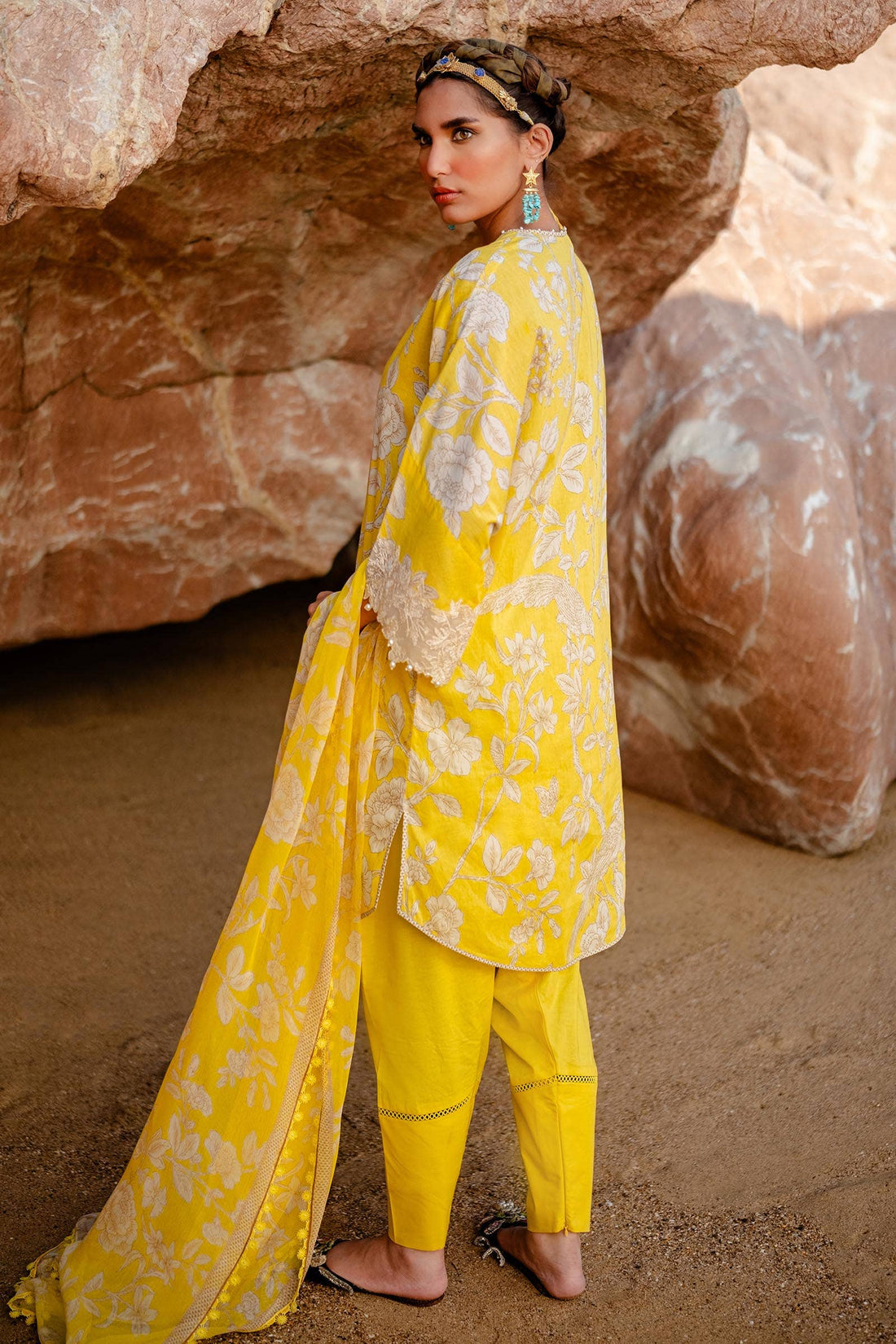 Sana Safinaz | Mahay Spring 24 | H241-001A-3CI - House Of Hania