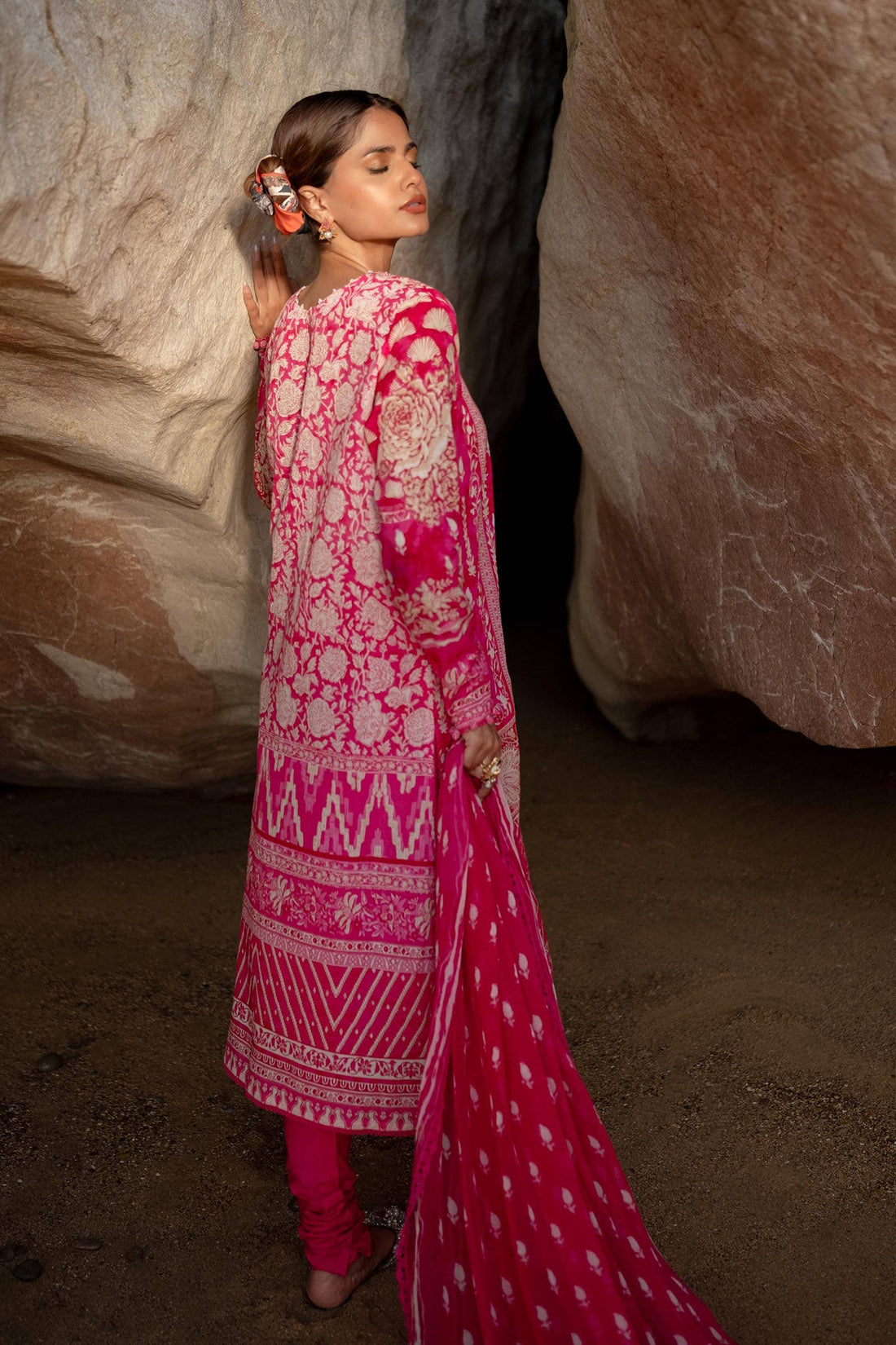 Sana Safinaz | Mahay Spring 24 | H241-005A-3CI - House Of Hania