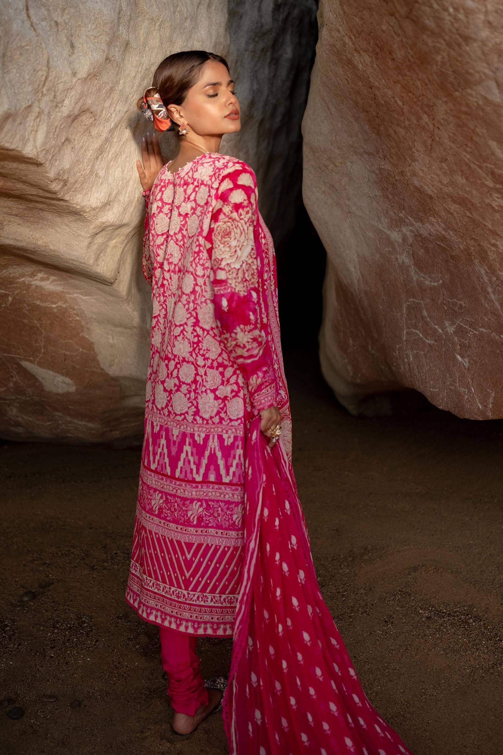 Sana Safinaz | Mahay Spring 24 | H241-005A-3CI - House Of Hania