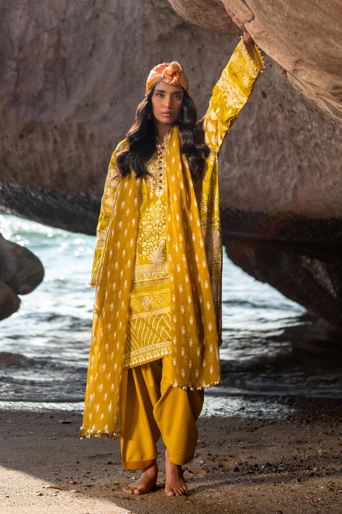 Sana Safinaz | Mahay Spring 24 | H241-005B-3CI - House Of Hania