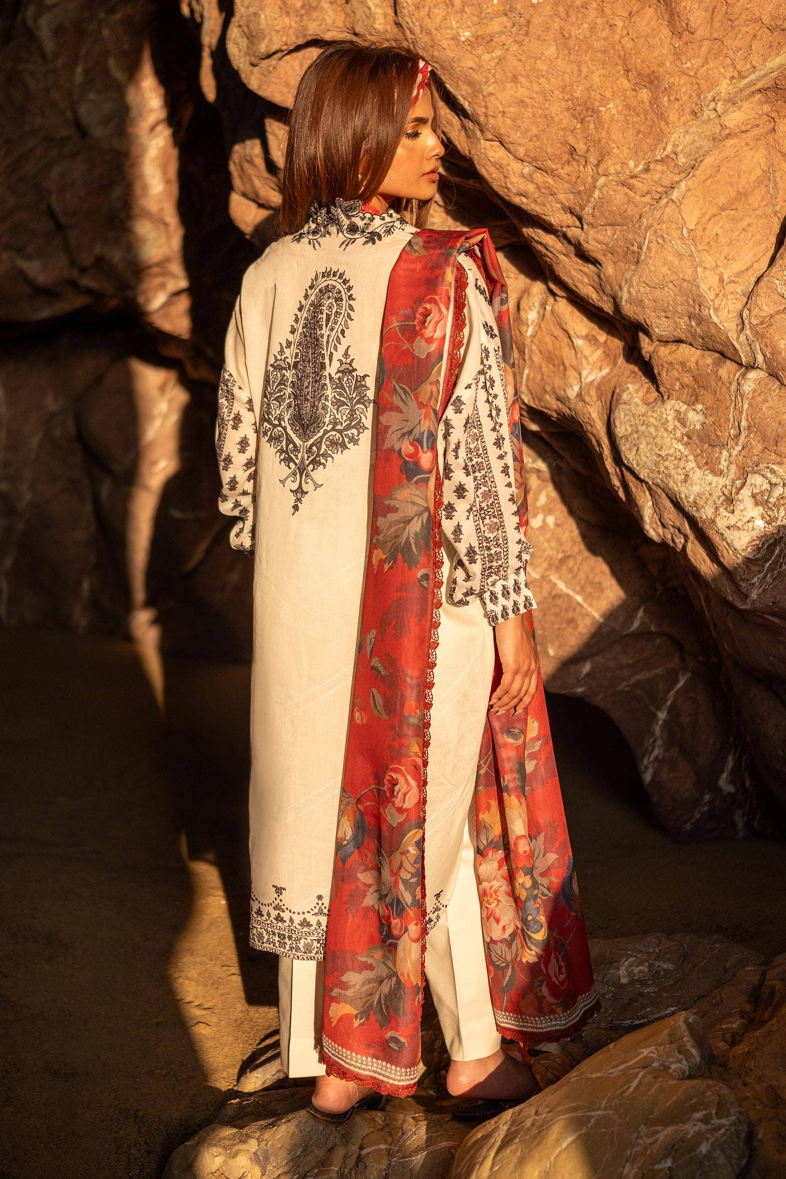 Sana Safinaz | Mahay Spring 24 | H241-006A-2BS - House Of Hania