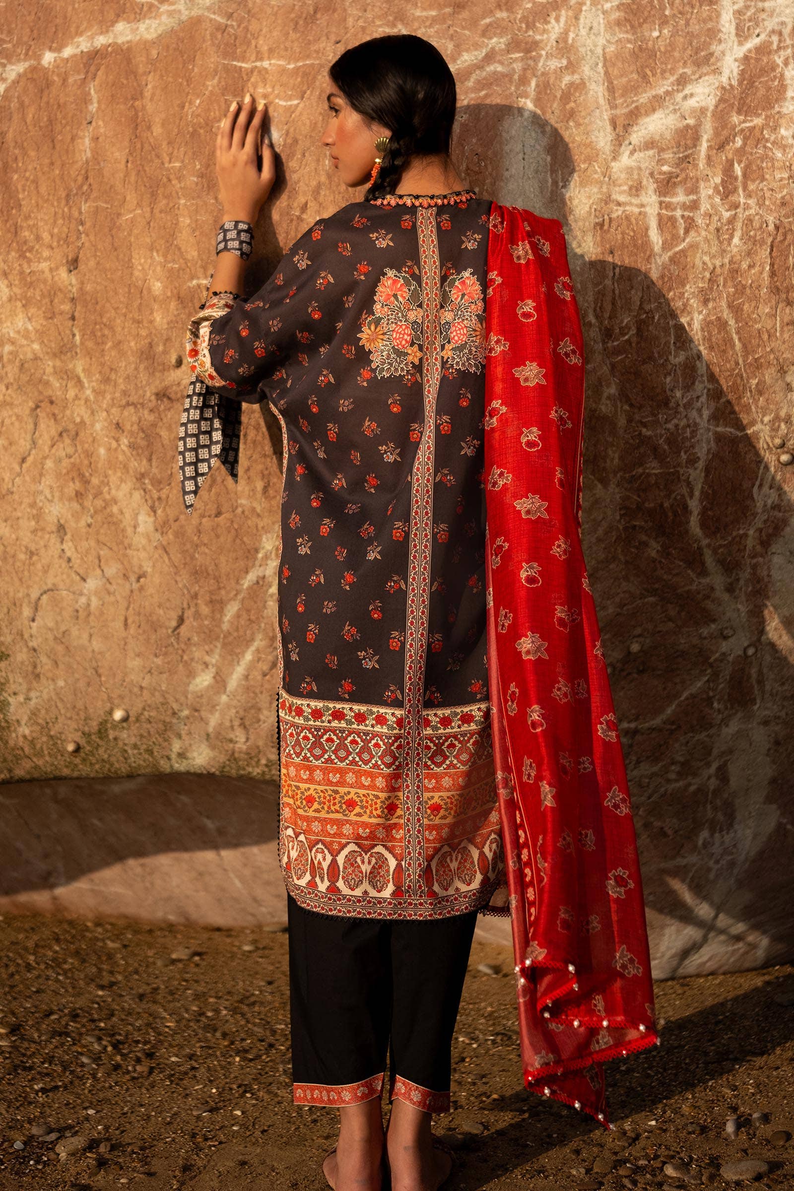 Sana Safinaz | Mahay Spring 24 | H241-017A-2BK - House Of Hania