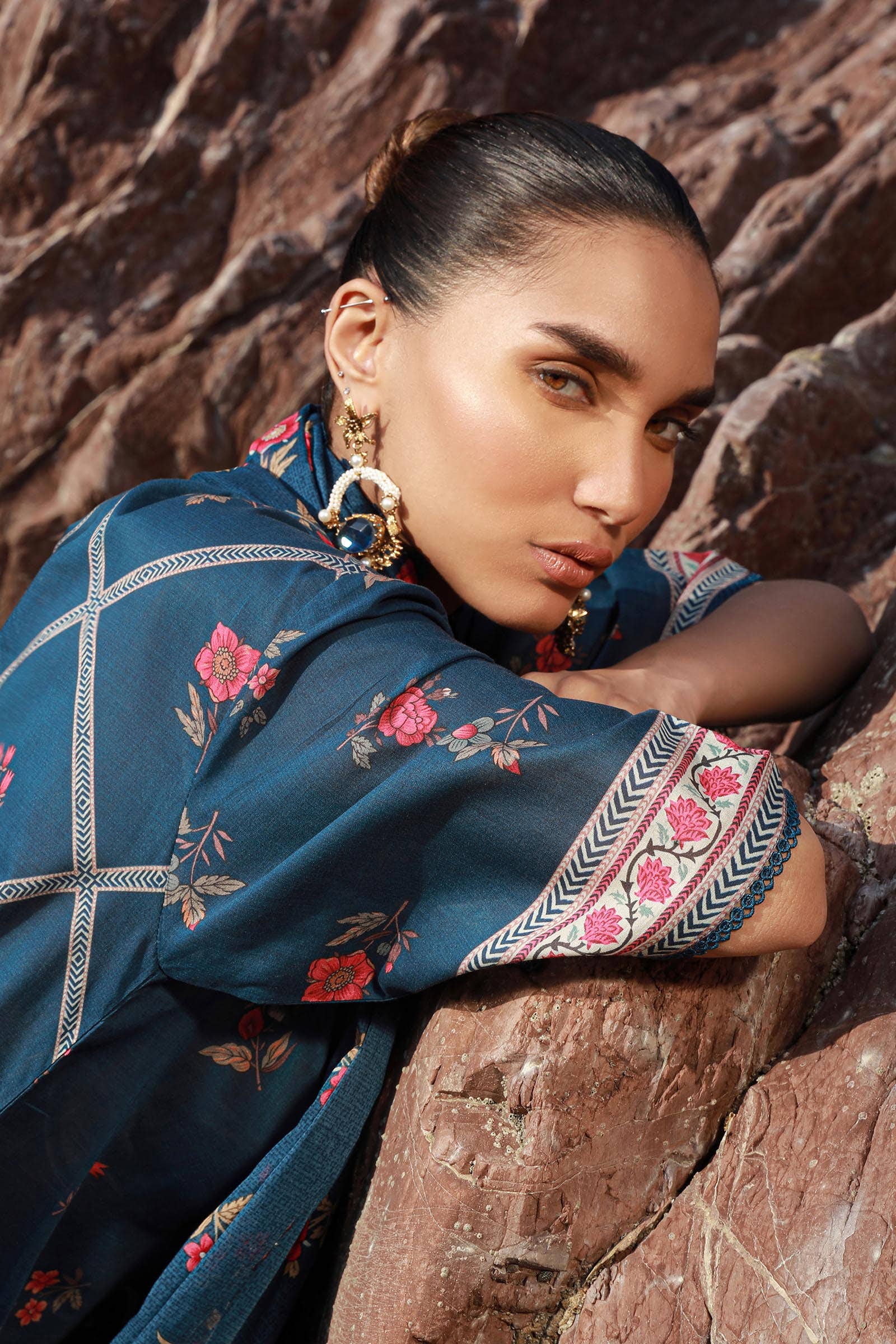 Sana Safinaz | Mahay Spring 24 | H241-020B-3CG - House Of Hania