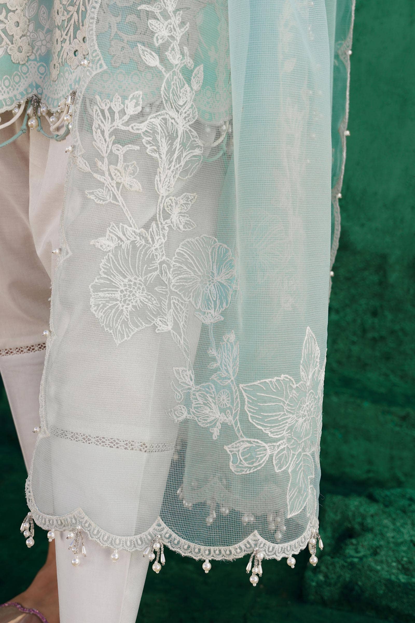 Sana Safinaz | Muzlin Spring 24 | M241-011B-CW - House Of Hania
