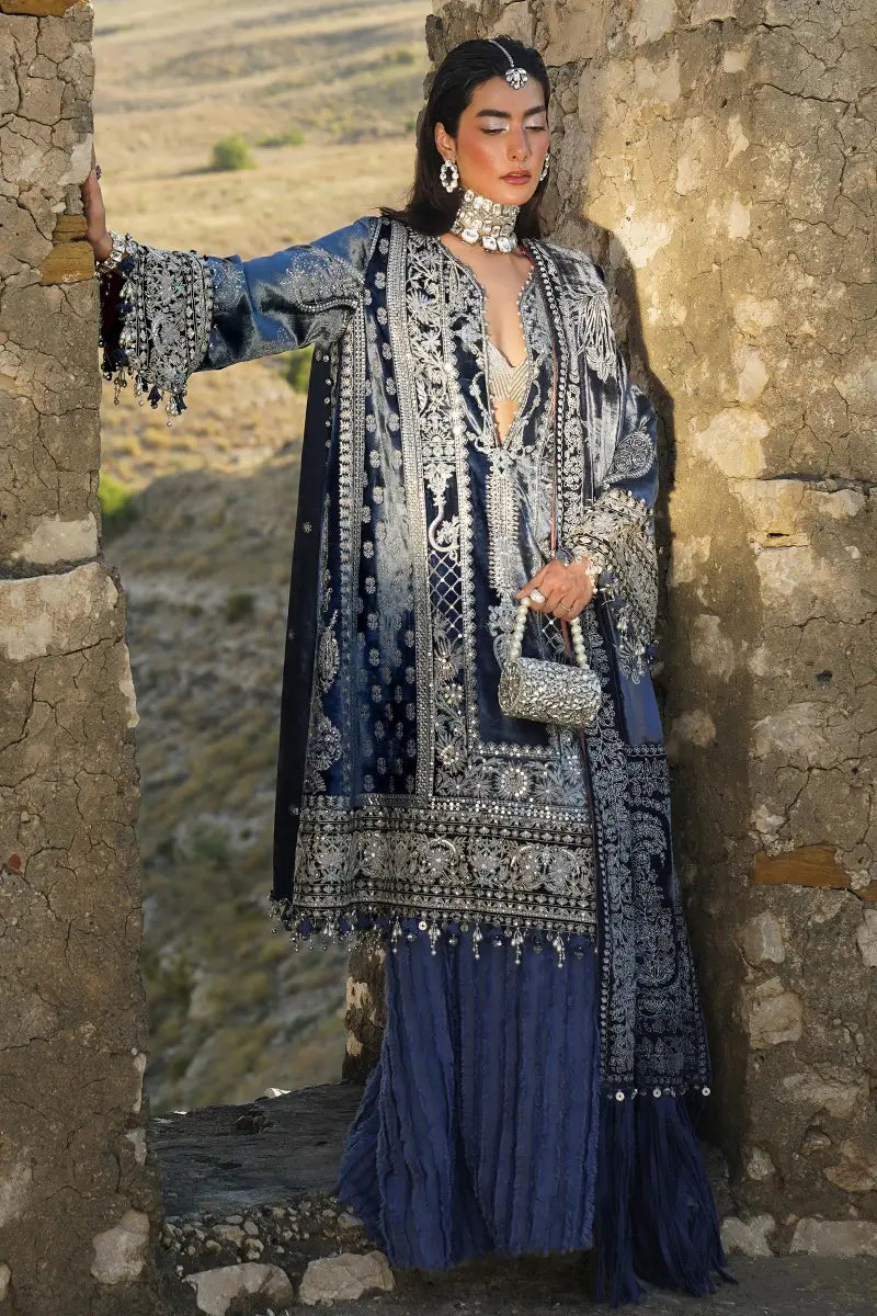 Sana Safinaz | Winter Luxury 23 | V231-005-CP - House Of Hania