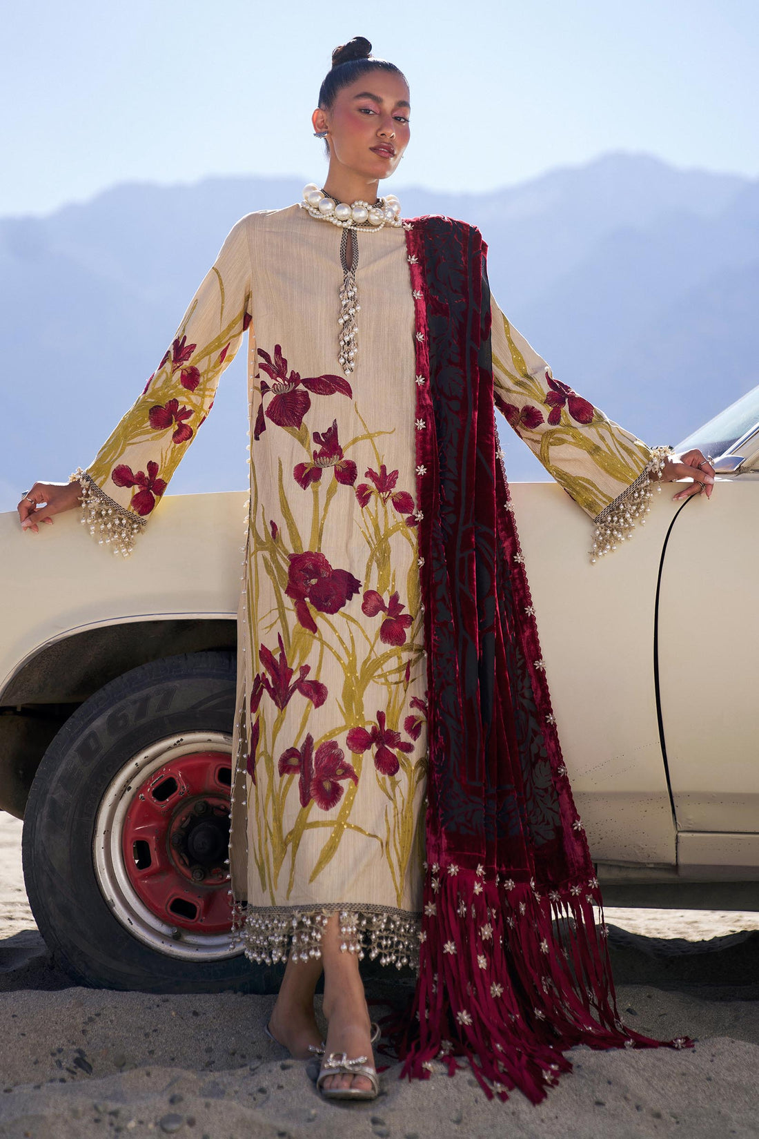 Sana Safinaz | Winter Shawl 24 | S241-003B-3CP - House Of Hania