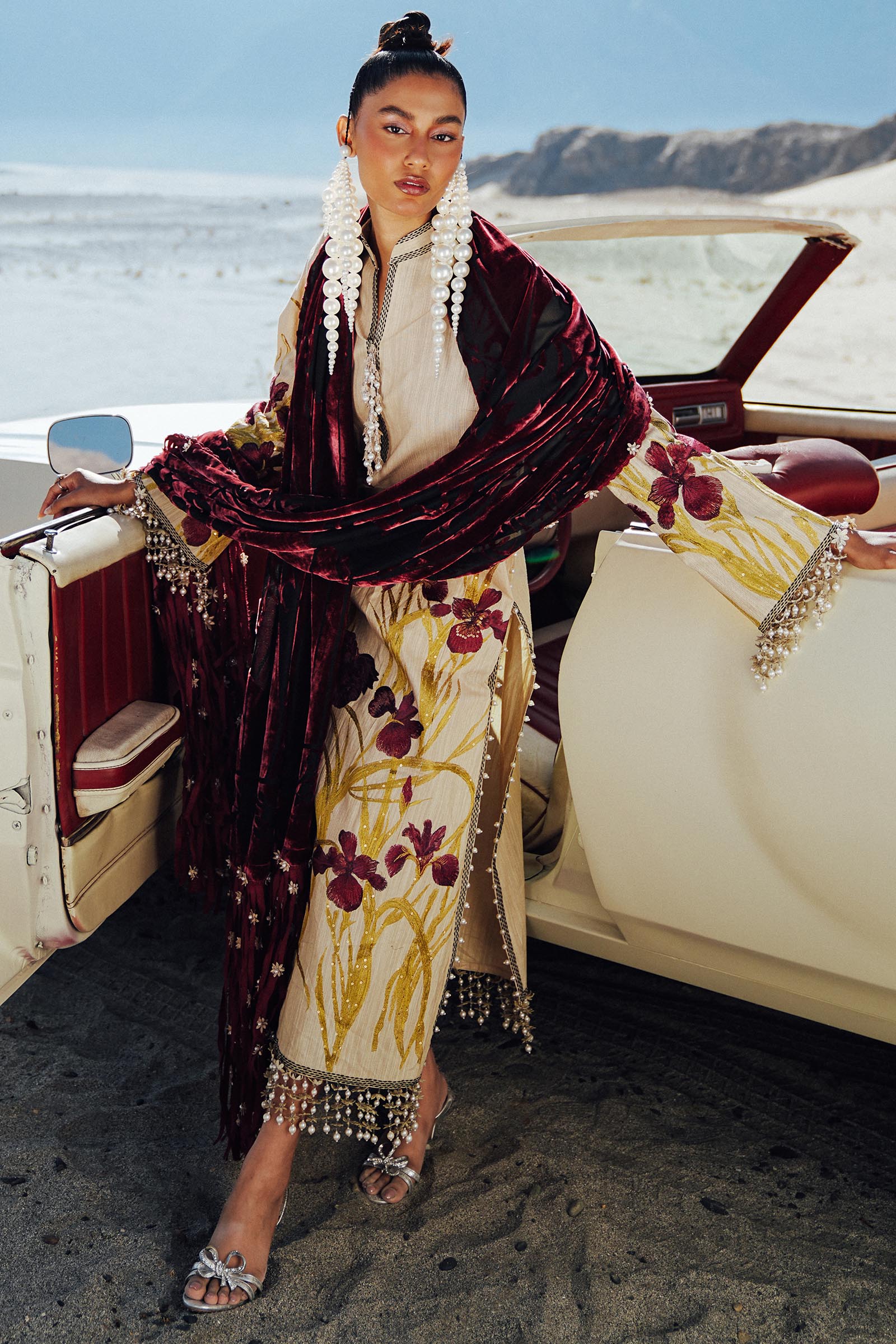Sana Safinaz | Winter Shawl 24 | S241-003B-3CP - House Of Hania