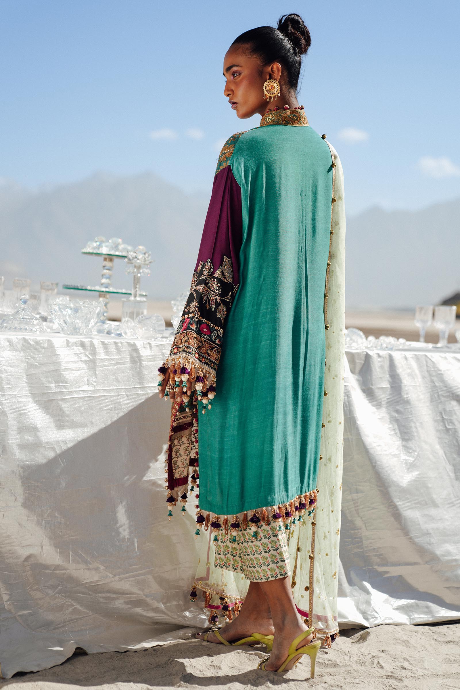 Sana Safinaz | Winter Shawl 24 | S241-004A-3CP - House Of Hania