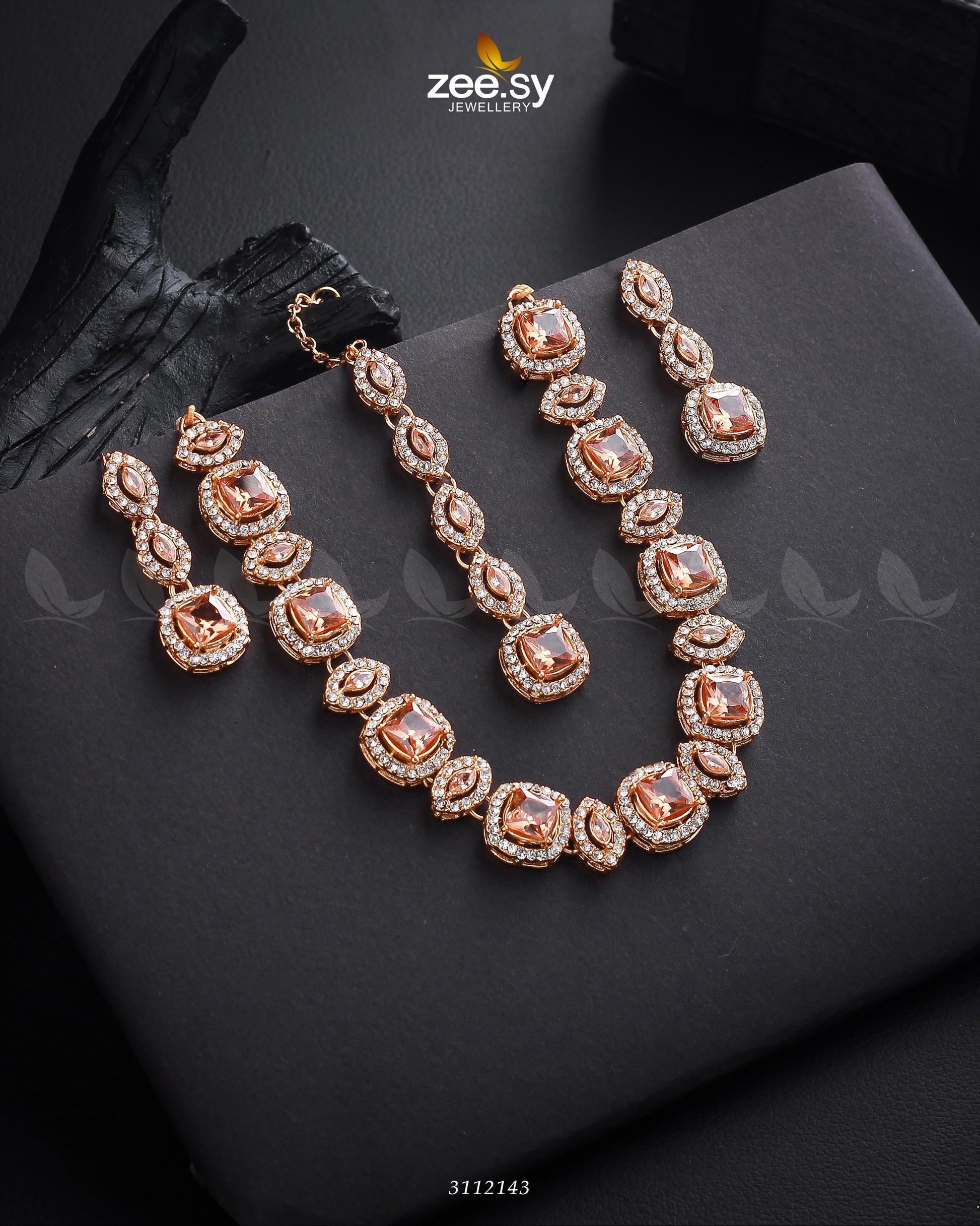 Scabiosa Necklace Set - House Of Hania