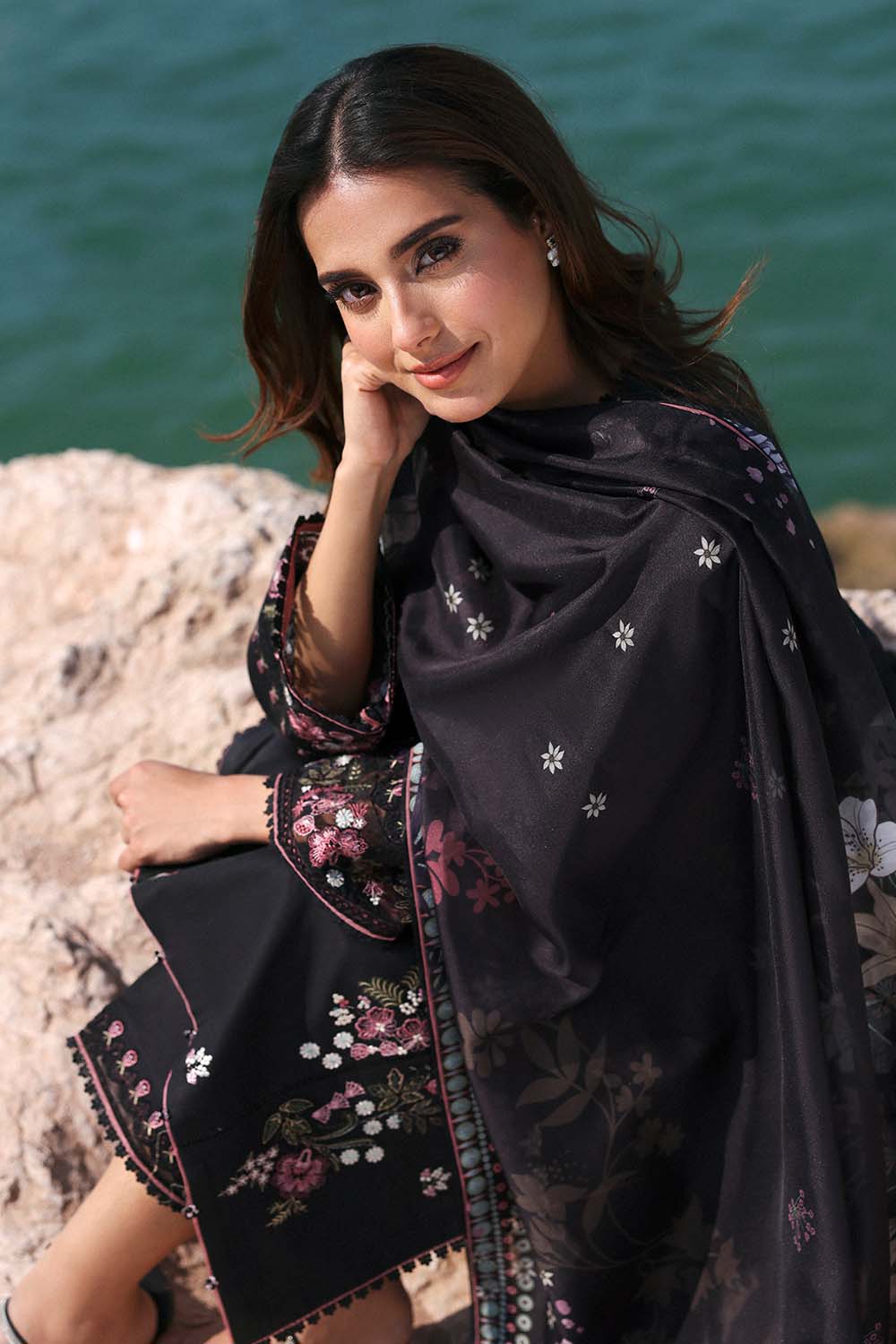 Seran | Afsanah Lawn 25 | ZOYA - House Of Hania