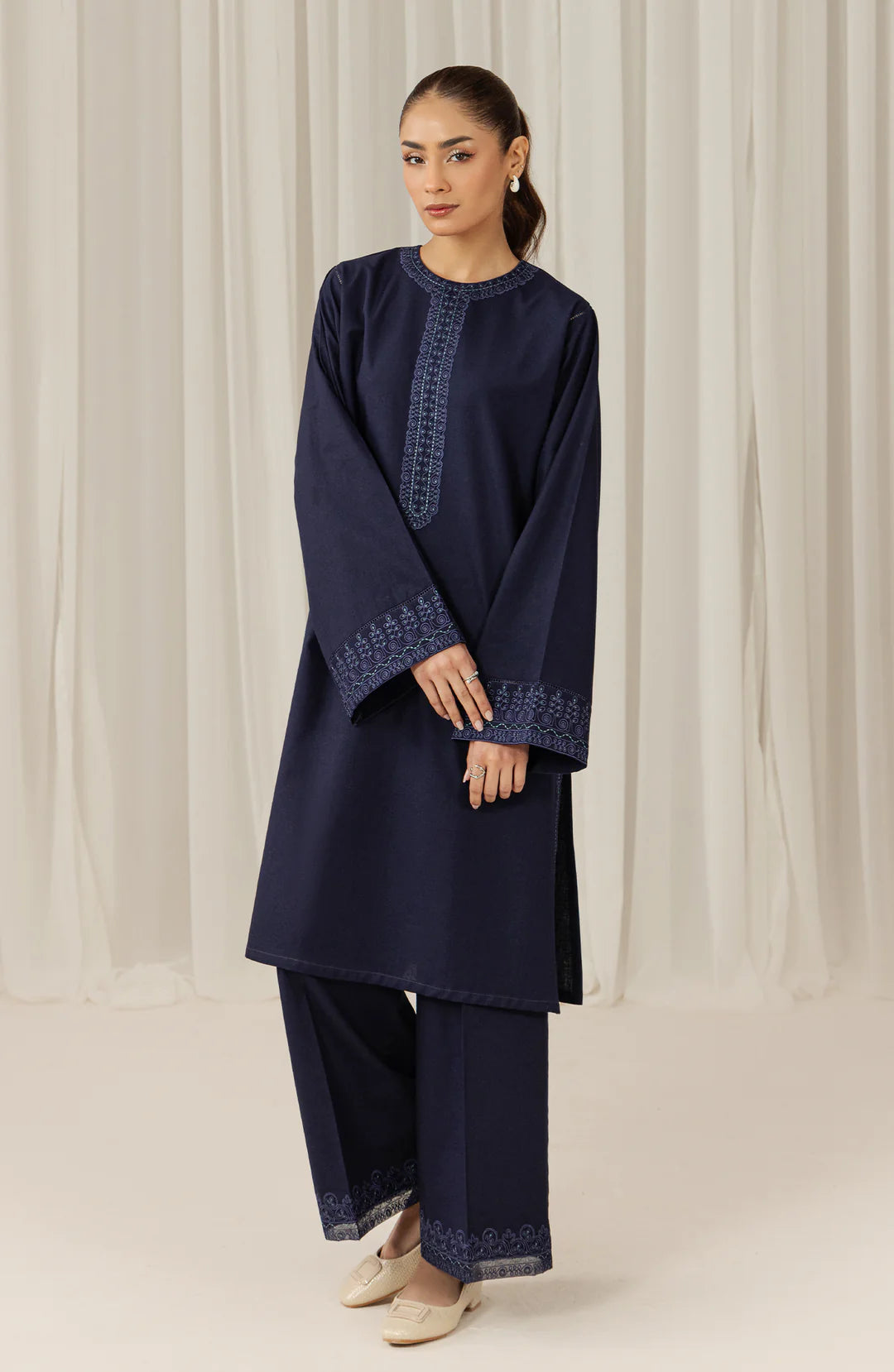 Seran | Winter Pret '25 | Nivara | 2 pc - House Of Hania