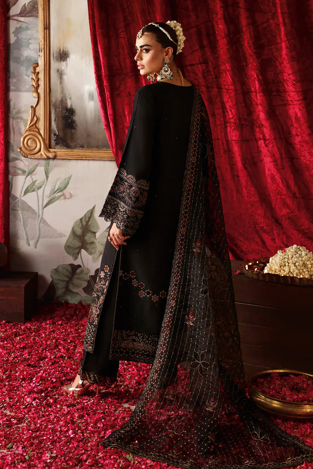Shagna Premium Embroidered Raw Silk 3Pc Suit S-05 Zareen - House Of Hania
