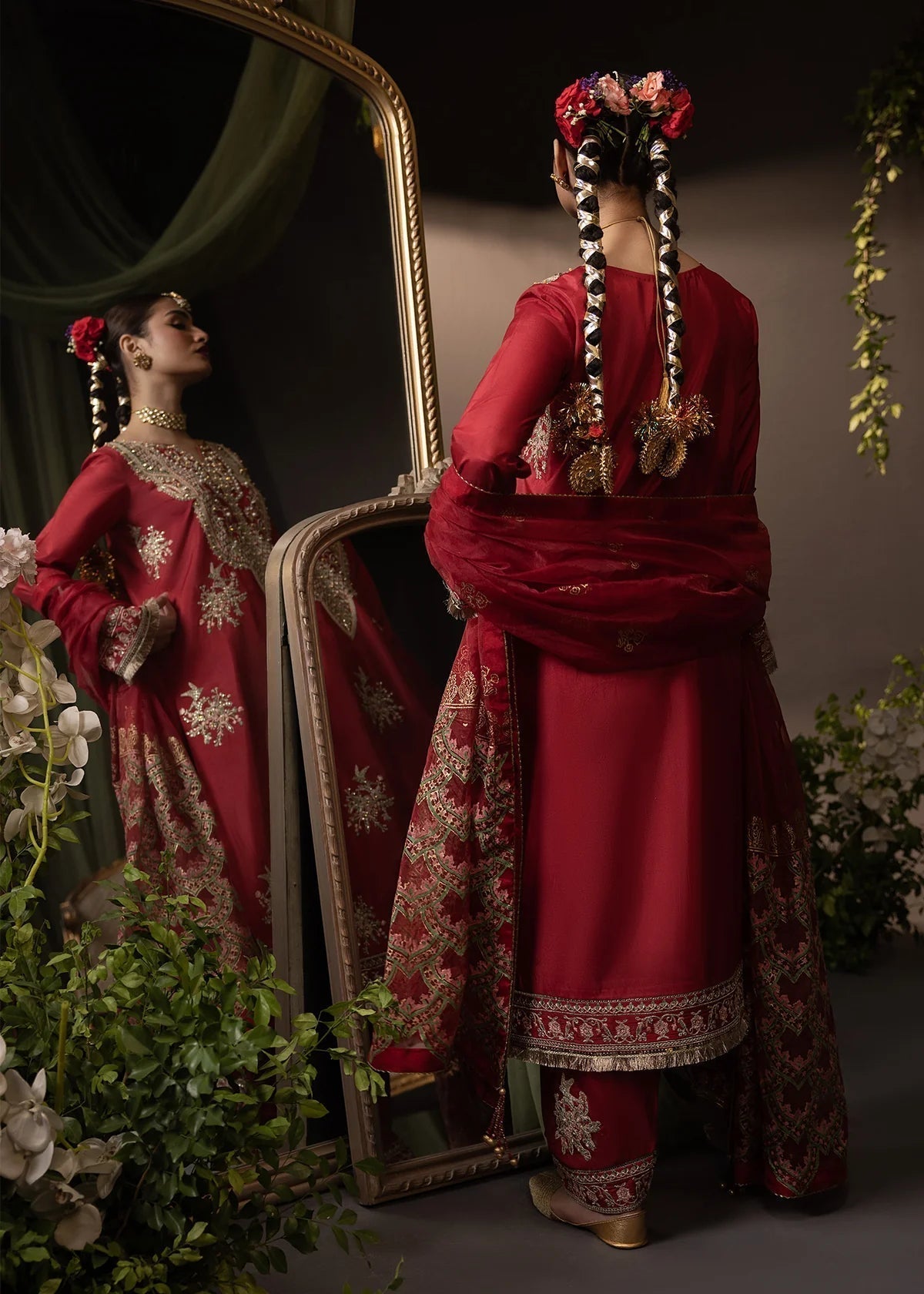 Shurooq | Garden Of Dreams | Crimson - House Of Hania