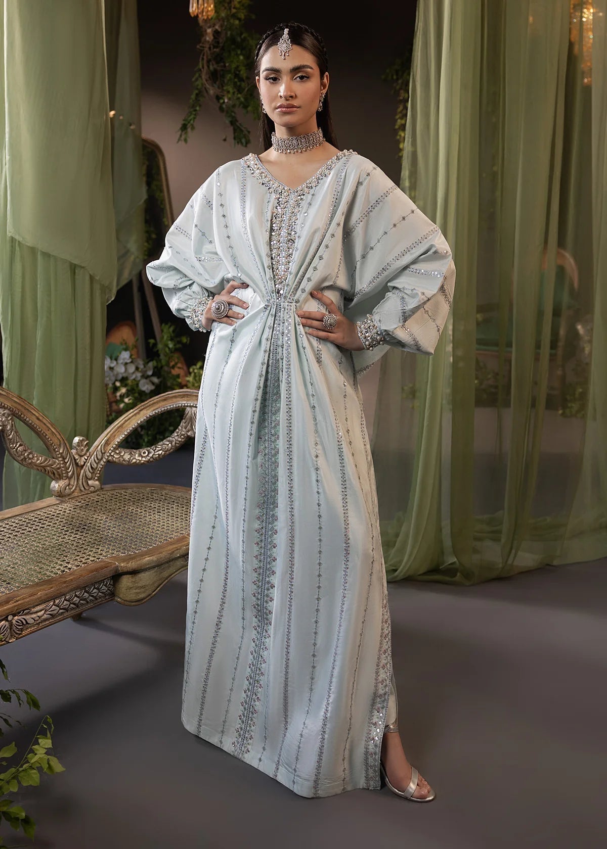 Shurooq | Garden Of Dreams | Frost - House Of Hania