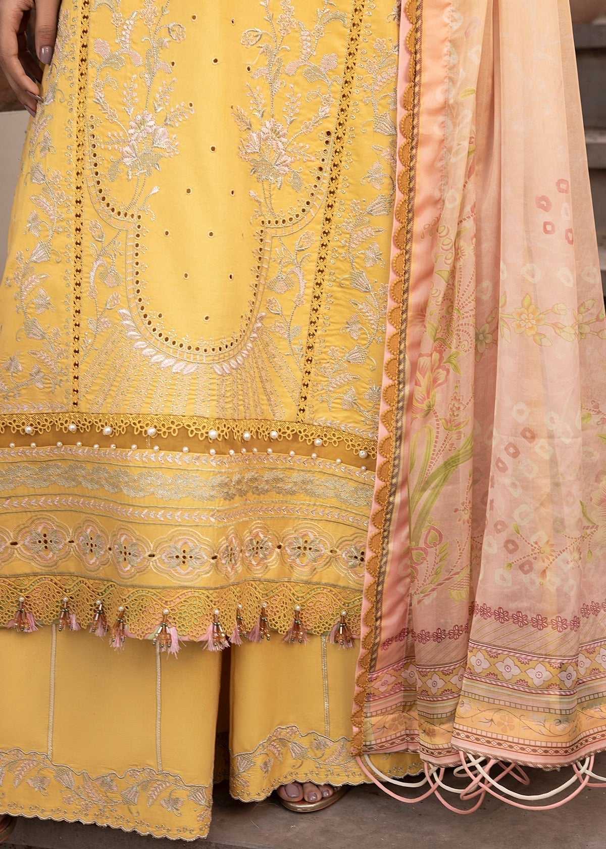 Shurooq | Luxury Lawn 25 | Abigail - House Of Hania