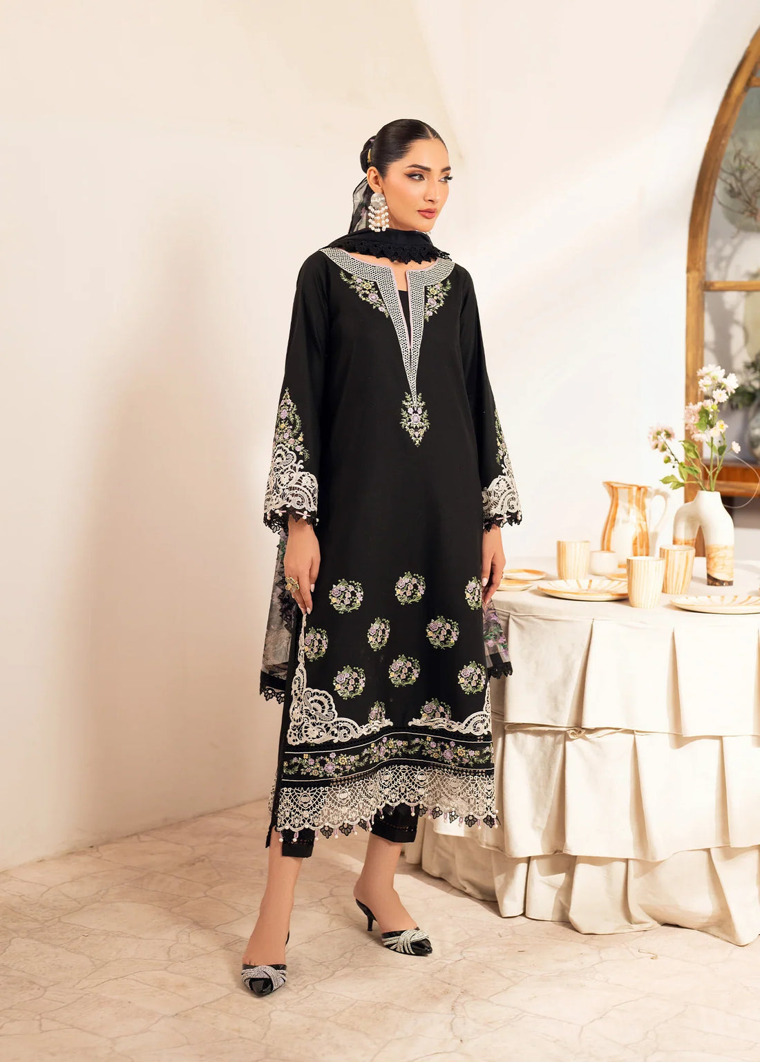 Sifa | Luxury Lawn Stitched | PhoolKari - House Of Hania