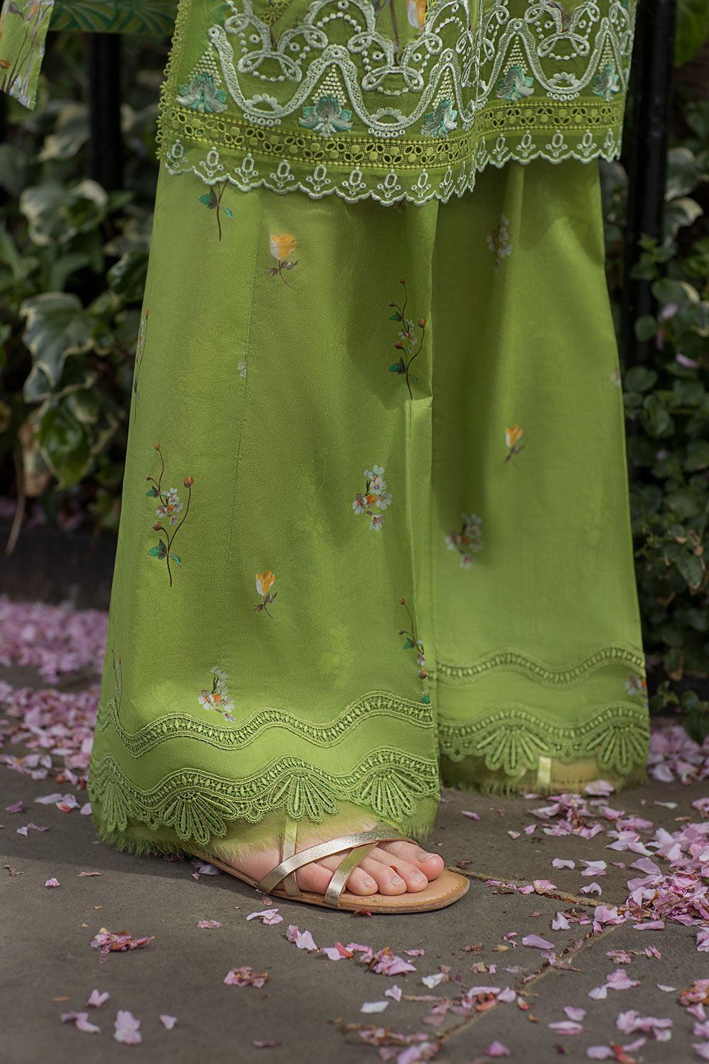 Sobia Nazir | Basics 25 | Design 3A - House Of Hania
