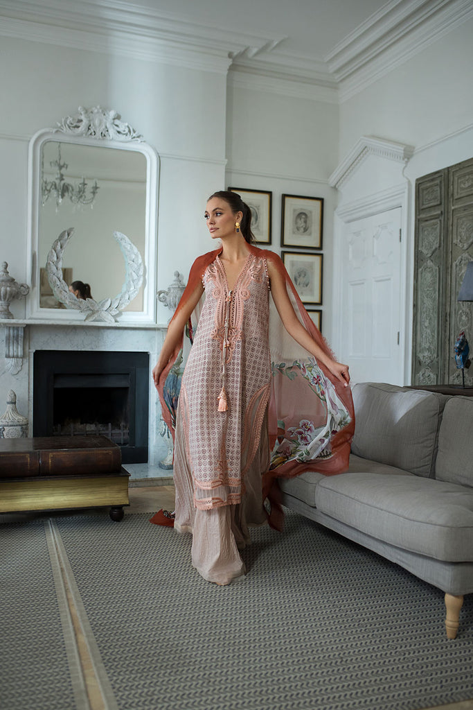 Sobia Nazir | Luxury Lawn 24 | DESIGN 5B - House Of Hania