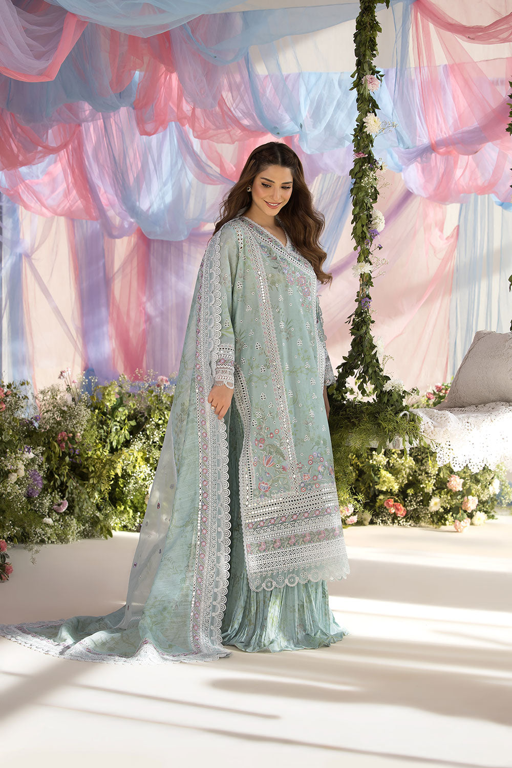 Sobia Nazir | Luxury Lawn 25 | 13A - House Of Hania