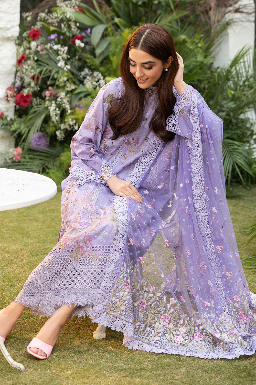 Sobia Nazir | Luxury Lawn 25 | 15A - House Of Hania