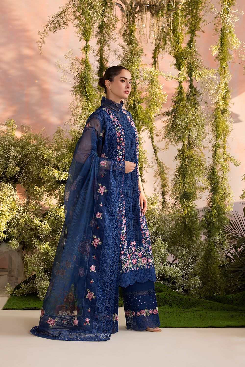 Sobia Nazir | Luxury Lawn 25 | 4A - House Of Hania