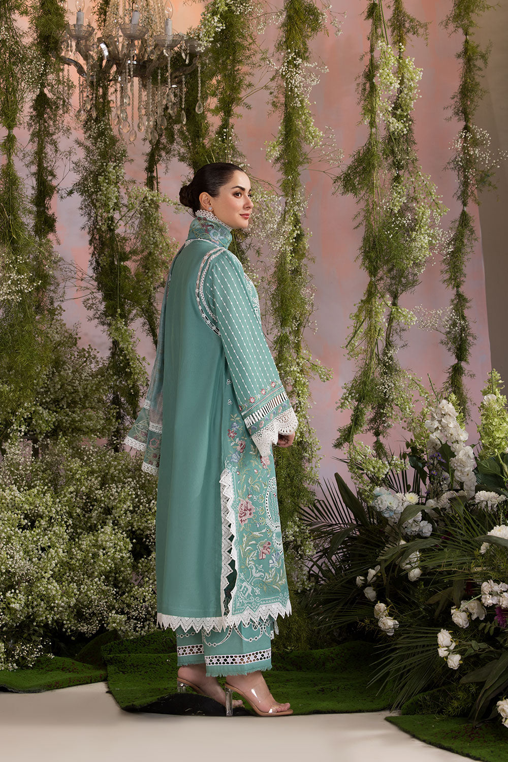 Sobia Nazir | Luxury Lawn 25 | 5B - House Of Hania