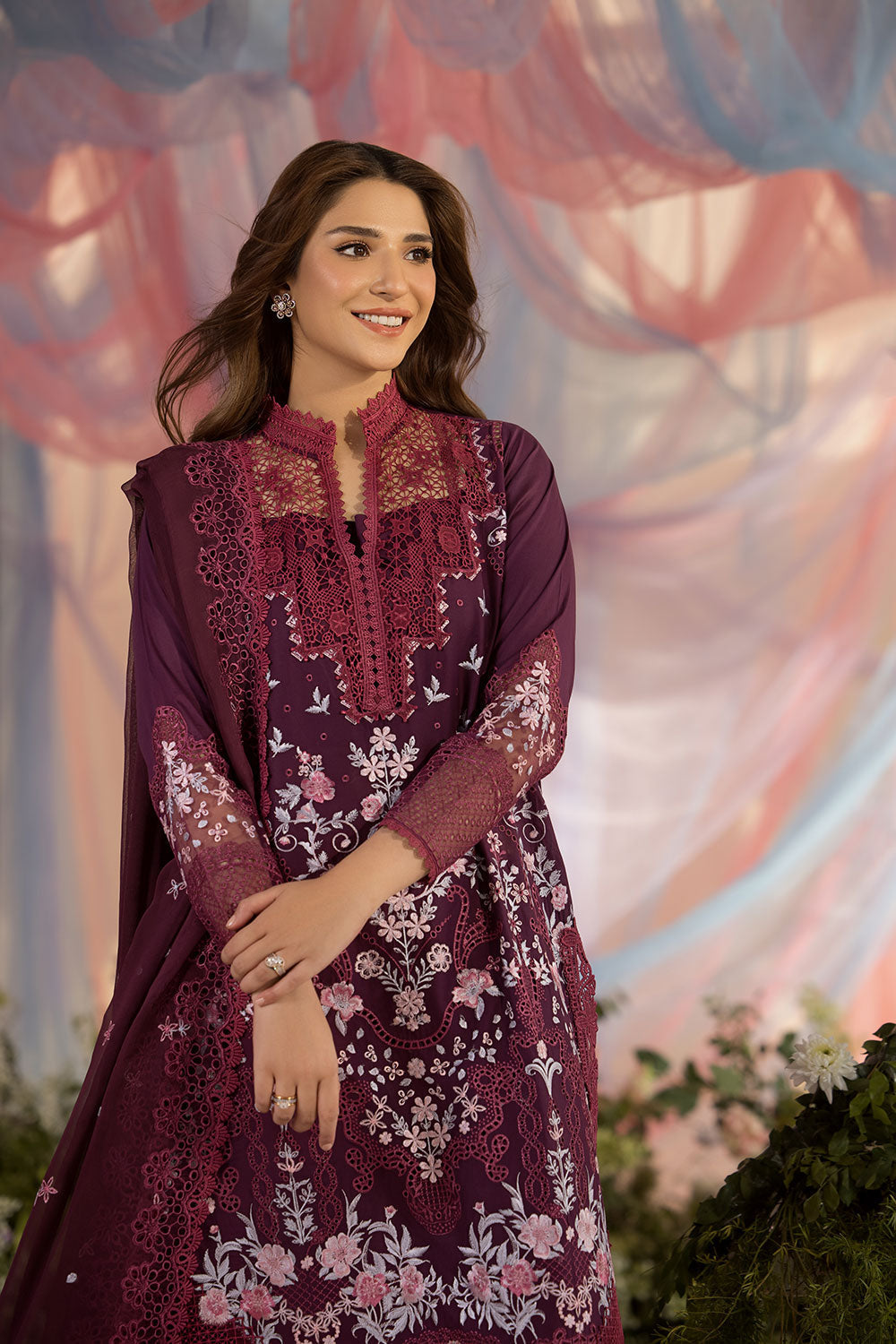 Sobia Nazir | Luxury Lawn 25 | 6A - House Of Hania
