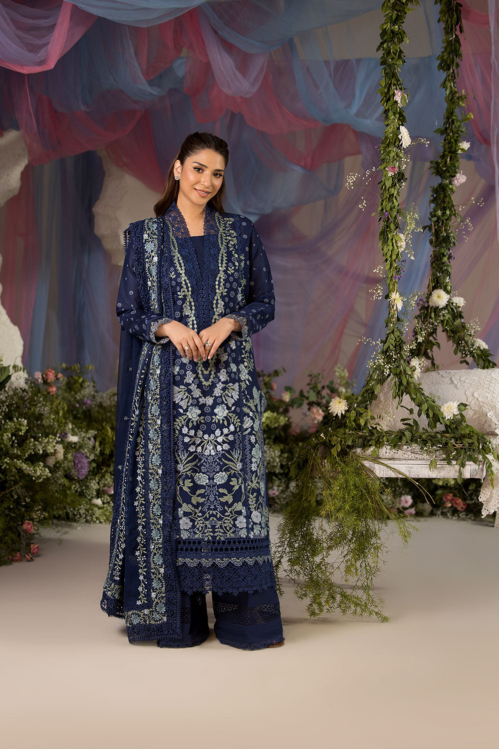 Sobia Nazir | Luxury Lawn 25 | 8A - House Of Hania