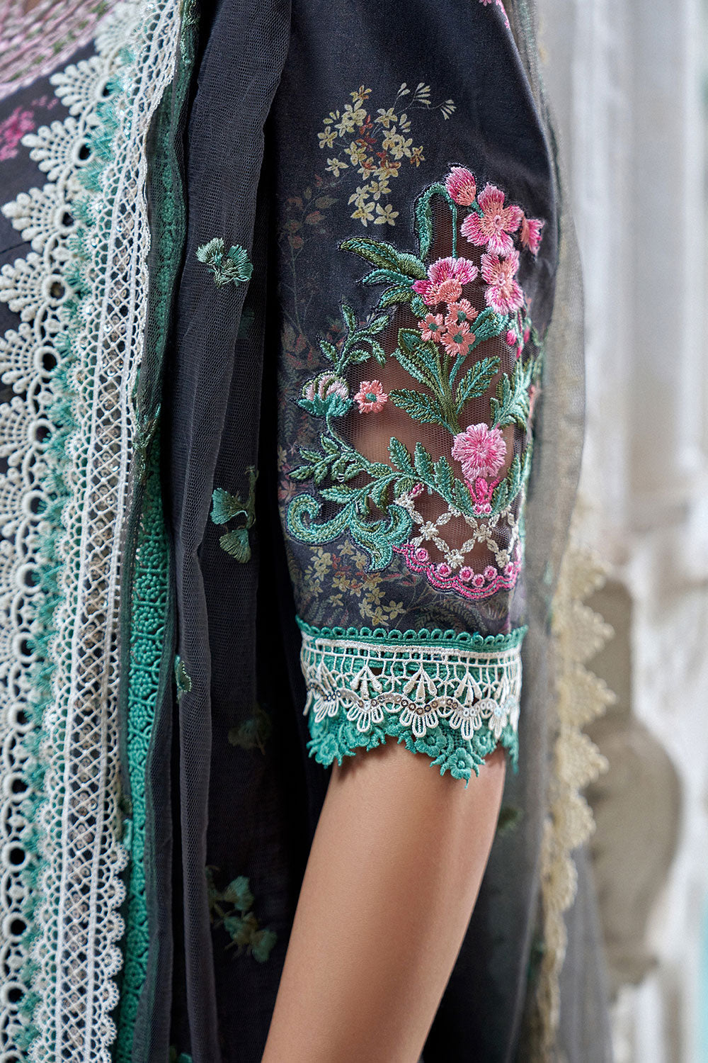 Sobia Nazir | Luxury Lawn Eid 26 | 10A - House Of Hania