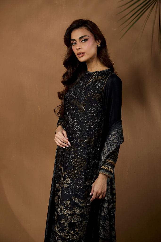 Sobia Nazir | Winter Shawl 25 | Design 1A - House Of Hania
