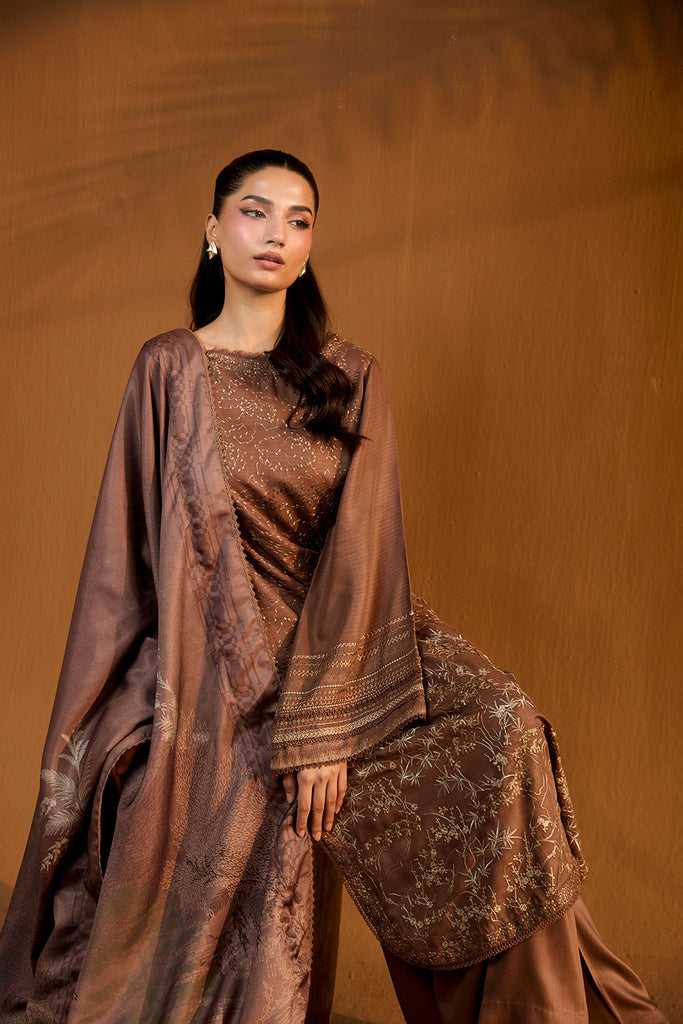 Sobia Nazir | Winter Shawl 25 | Design 1B - House Of Hania
