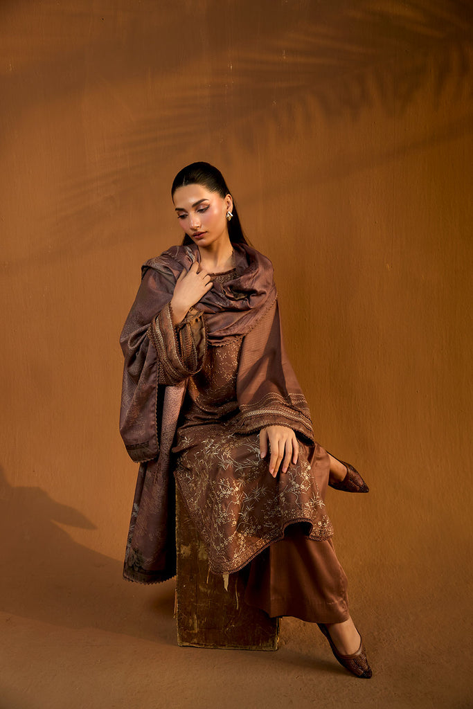 Sobia Nazir | Winter Shawl 25 | Design 1B - House Of Hania